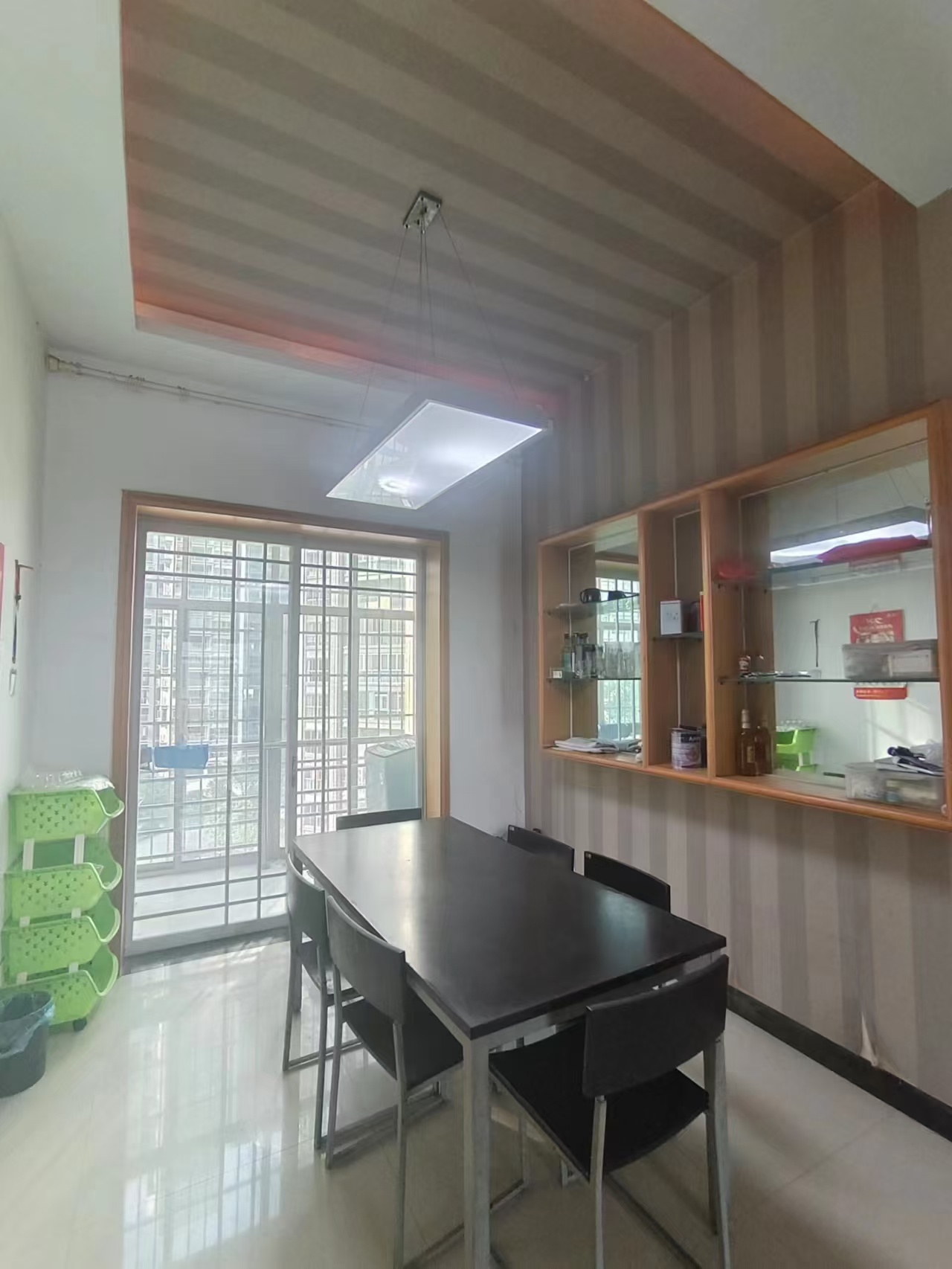 南华苑 1室0厅0卫 2500.0元/月 南华苑 1室0厅0卫 2500.0元/月室内图