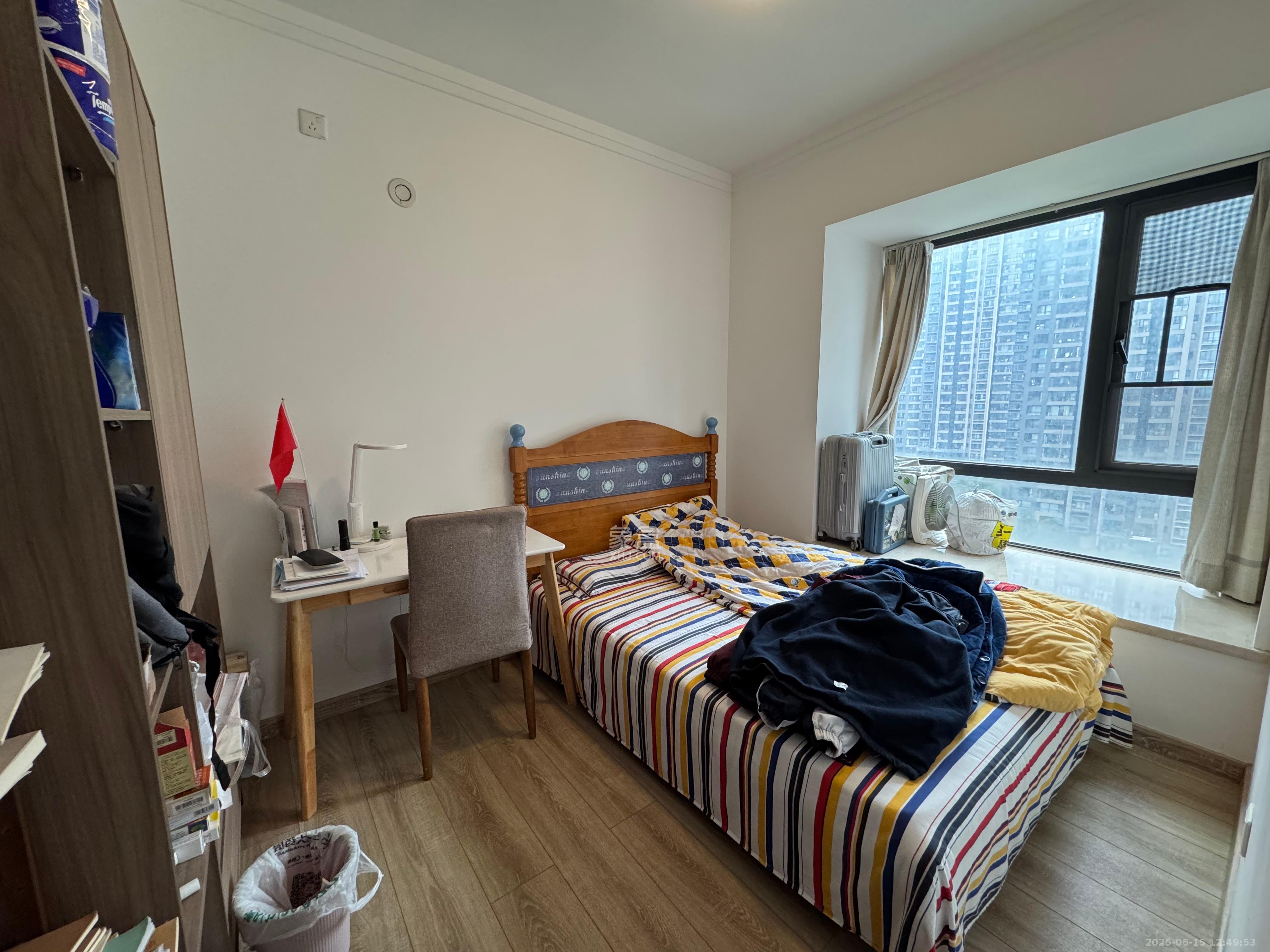 汇金城/嘉华城(二期、三期)  3室2厅2卫    2700.0元/月 汇金城/嘉华城(二期、三期)  3室2厅2卫    2700.0元/月室内图