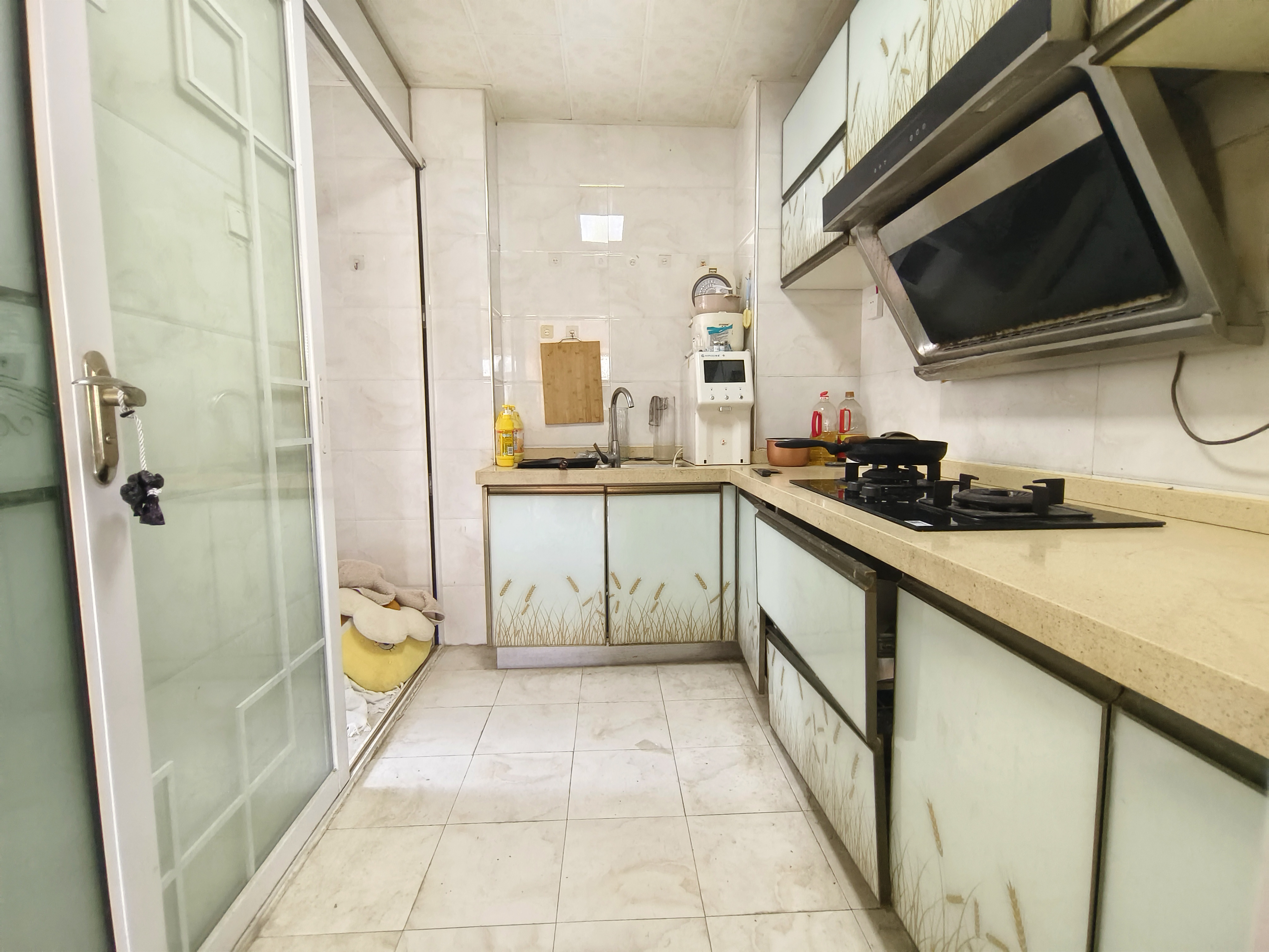 宏天绿城 3室2厅2卫 53.0万 宏天绿城 3室2厅2卫 53.0万客厅