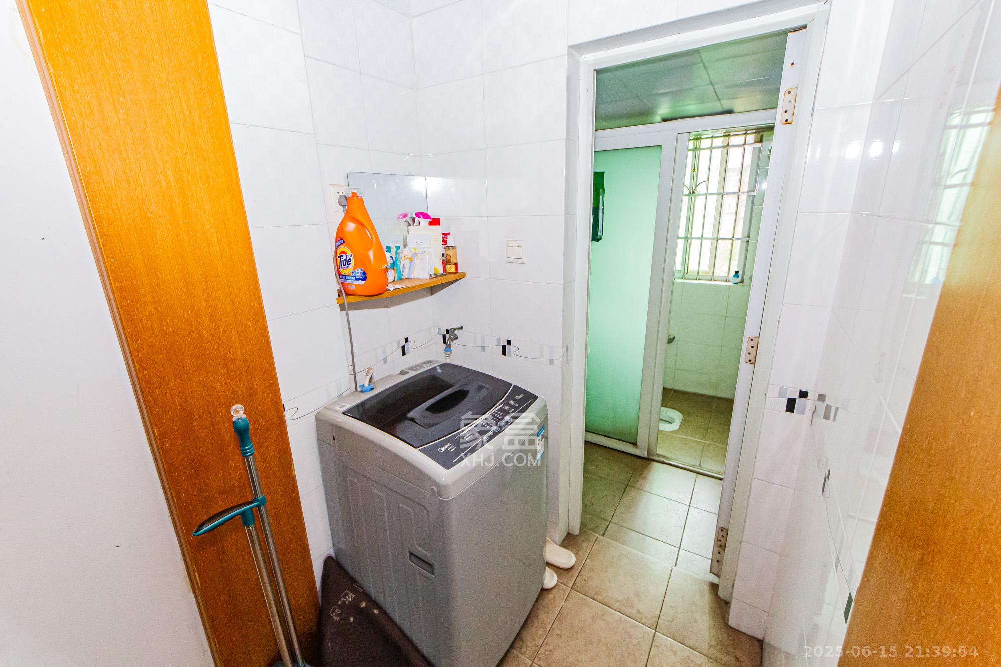 恒鑫澜北湾 4室2厅1卫 88.0万 恒鑫澜北湾 4室2厅1卫 88.0万卫生间