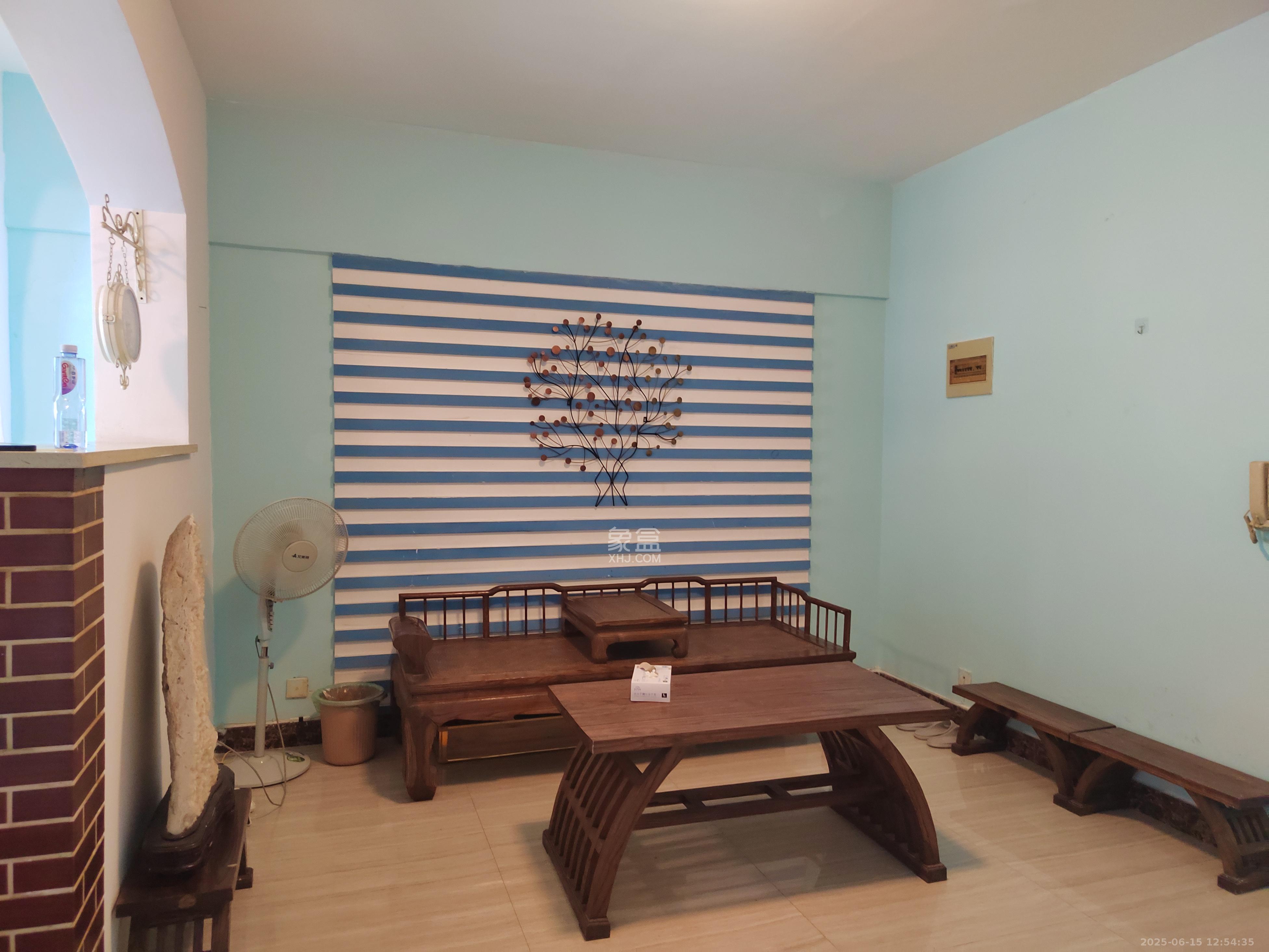 满庭芳小区 1室1厅1卫 1650.0元/月 满庭芳小区 1室1厅1卫 1650.0元/月室内图