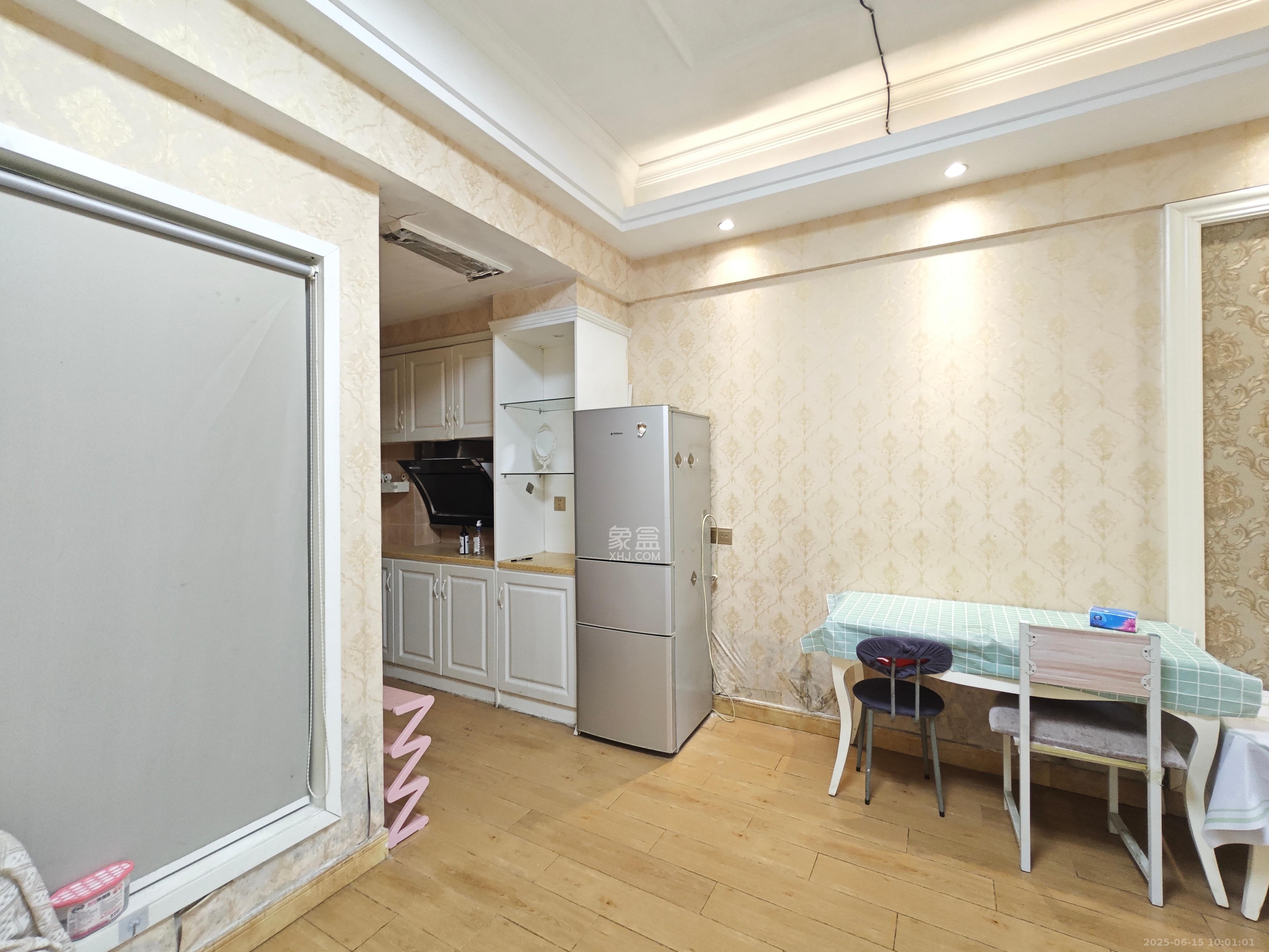 梅溪国际公寓(步步高新天地) 1室1厅1卫 1450.0元/月 梅溪国际公寓(步步高新天地) 1室1厅1卫 1450.0元/月室内图