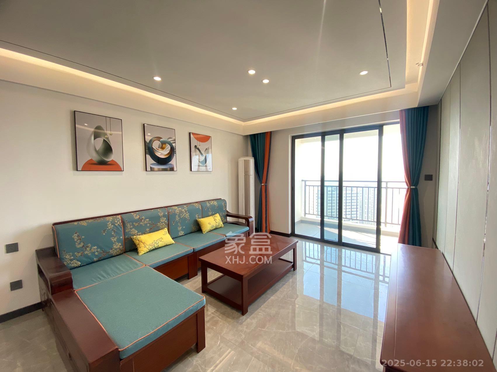 卓越中寰 3室2厅2卫 3800.0元/月 卓越中寰 3室2厅2卫 3800.0元/月室内图