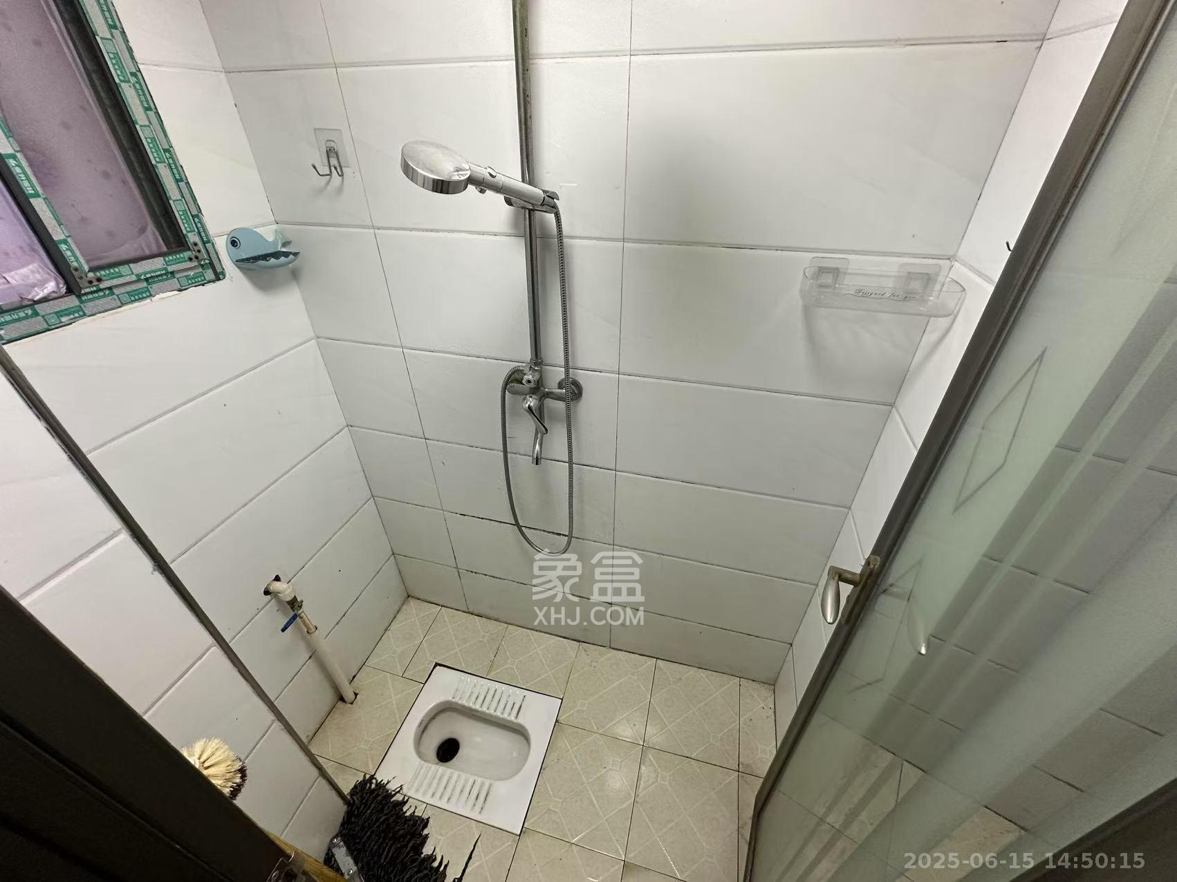 湖南建工集团安装公司  2室1厅1卫   1900.00元/月室内图