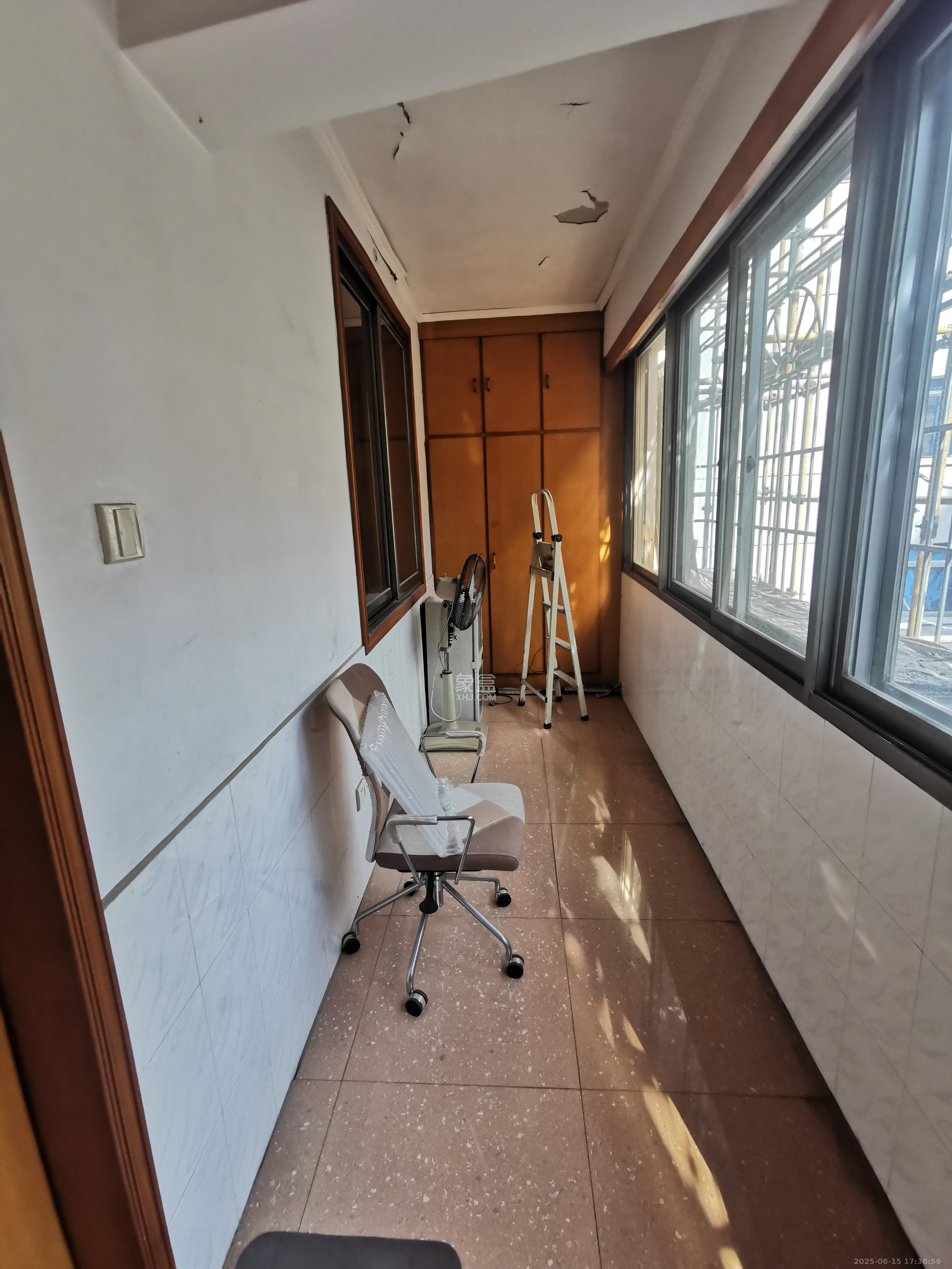 学院新村 3室1厅1卫 3600.0元/月 学院新村 3室1厅1卫 3600.0元/月室内图