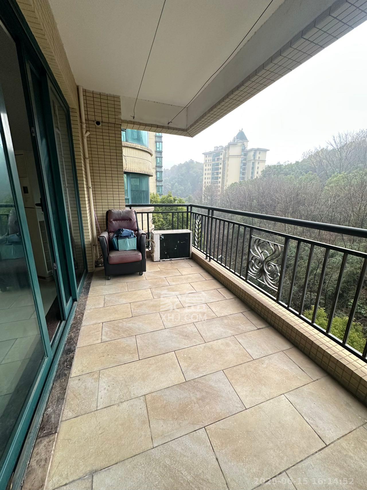 恒大城 4室2厅2卫 2500.0元/月 恒大城 4室2厅2卫 2500.0元/月室内图