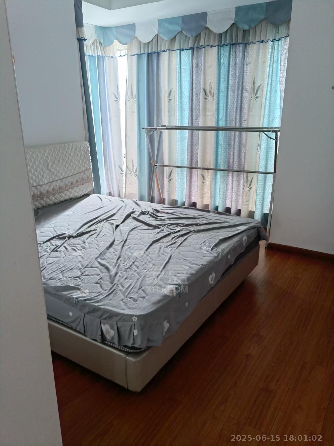 山水文园 3室1厅2卫 1700.0元/月 山水文园 3室1厅2卫 1700.0元/月室内图