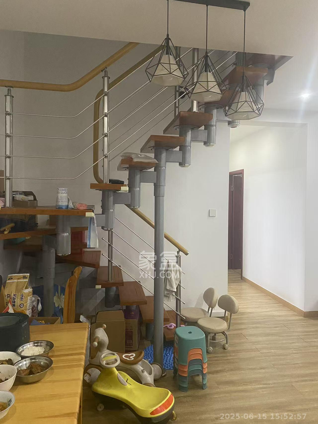 保利城（中航城国际社区、郡原美村）  3室2厅1卫   2600.00元/月室内图