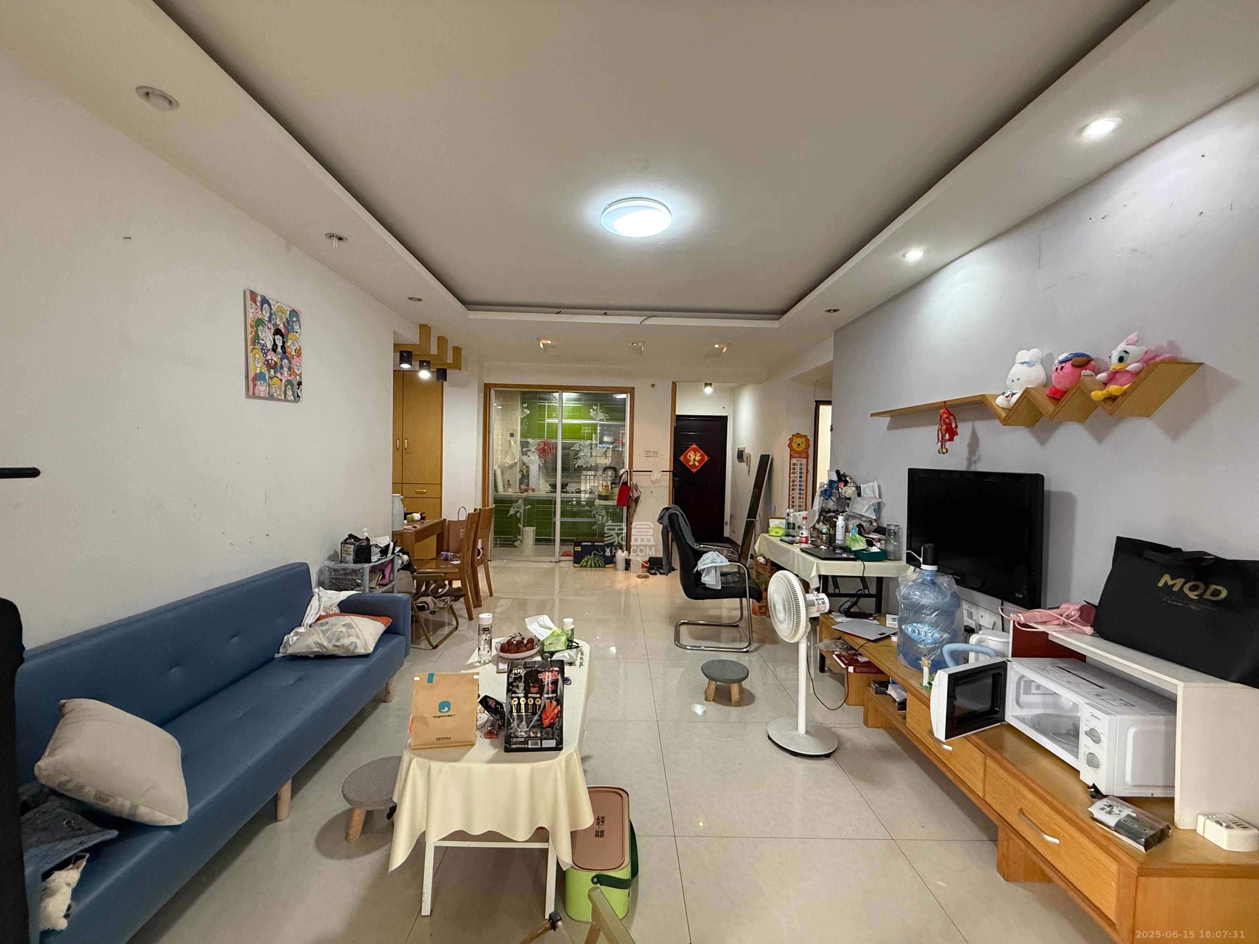 龙王港社区  2室2厅1卫   2100.00元/月室内图1