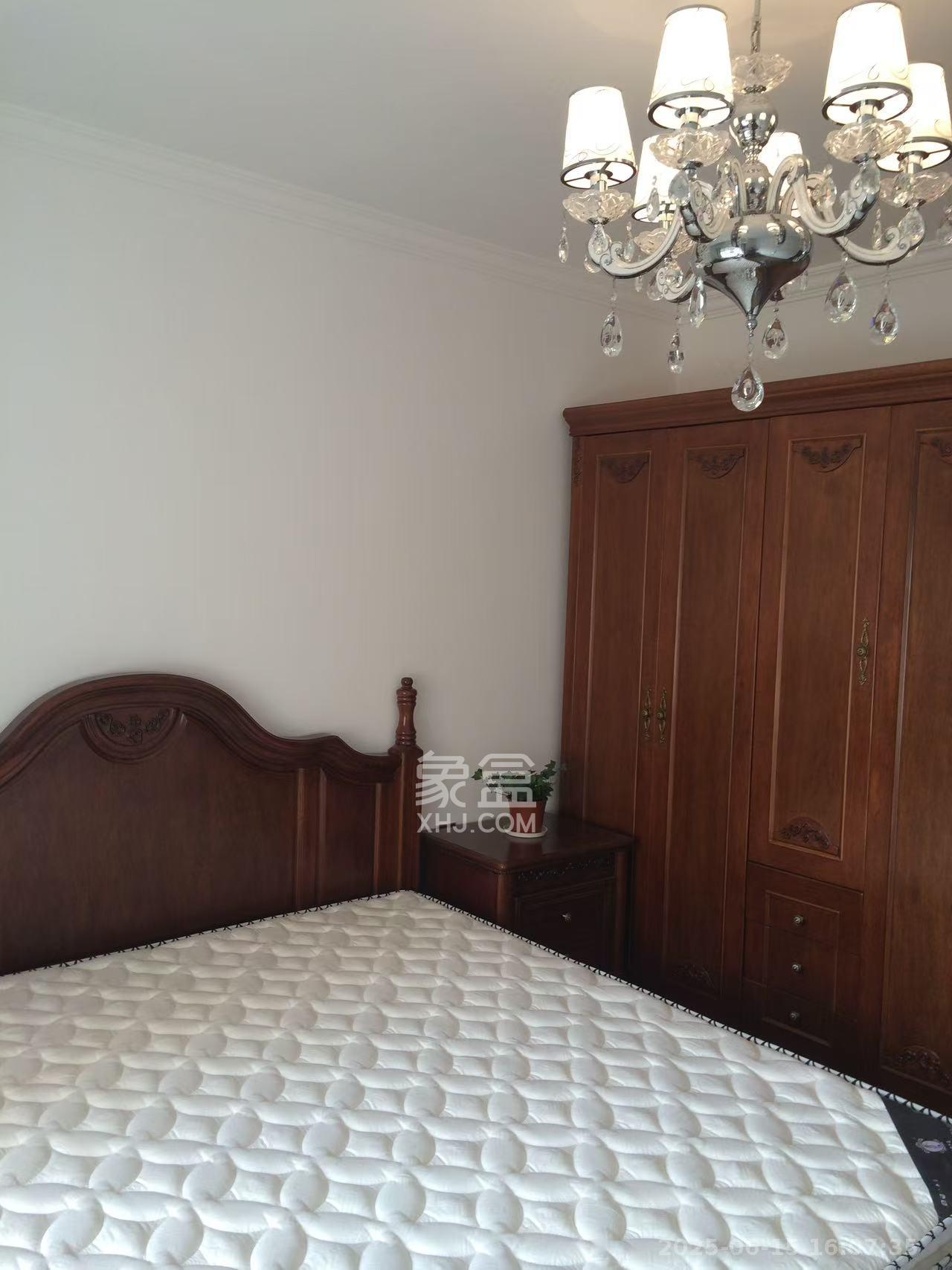 曙光领峰(曙光家园) 3室2厅1卫 2800.0元/月 曙光领峰(曙光家园) 3室2厅1卫 2800.0元/月室内图