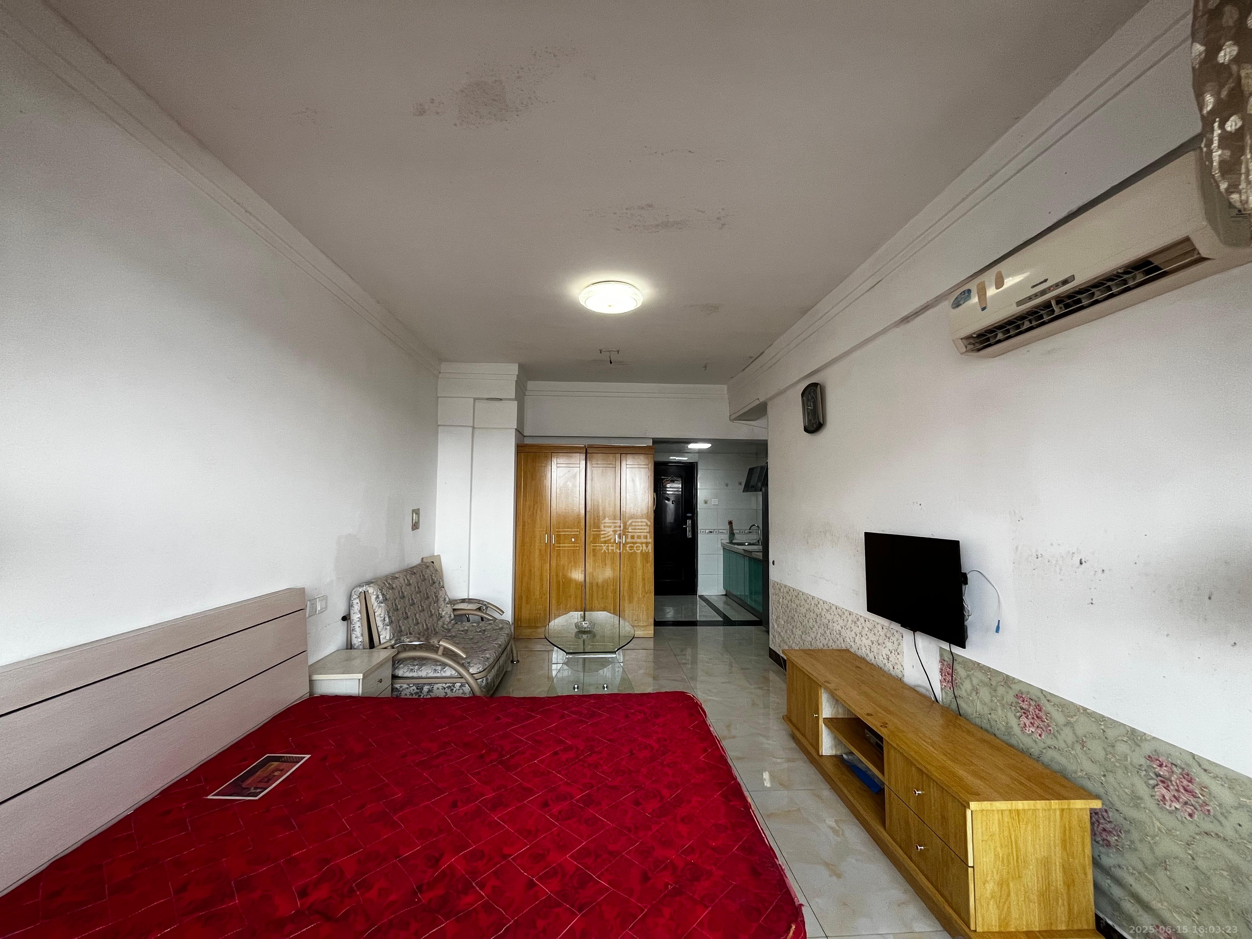 未来蜂巢 1室1厅1卫 900.0元/月 未来蜂巢 1室1厅1卫 900.0元/月室内图