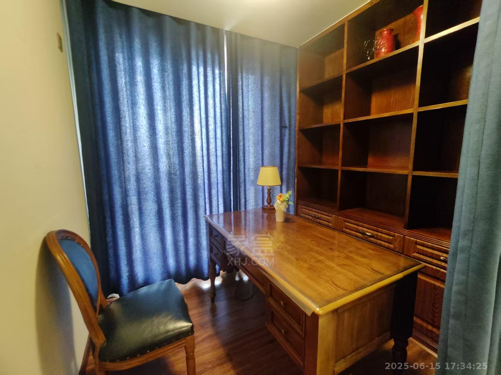 武广国际学苑 2室2厅1卫 2200.0元/月 武广国际学苑 2室2厅1卫 2200.0元/月室内图