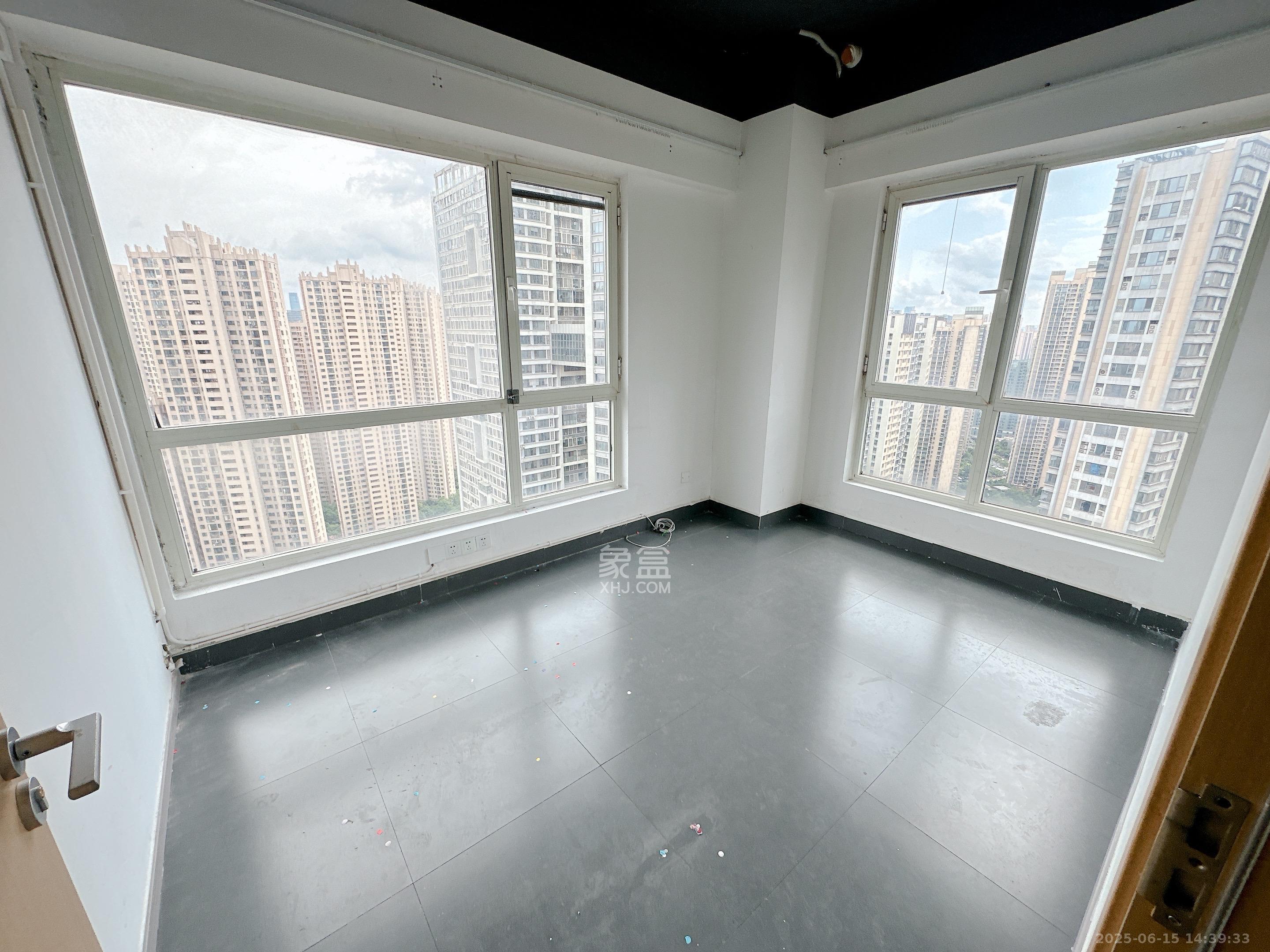 北辰三角洲B1E1区 10室2厅1卫 15800.0元/月 北辰三角洲B1E1区 10室2厅1卫 15800.0元/月室内图