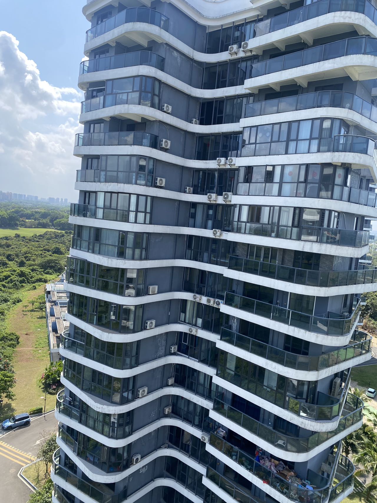 观澜湖九里 3室2厅1卫 168.0万 观澜湖九里 3室2厅1卫 168.0万客厅