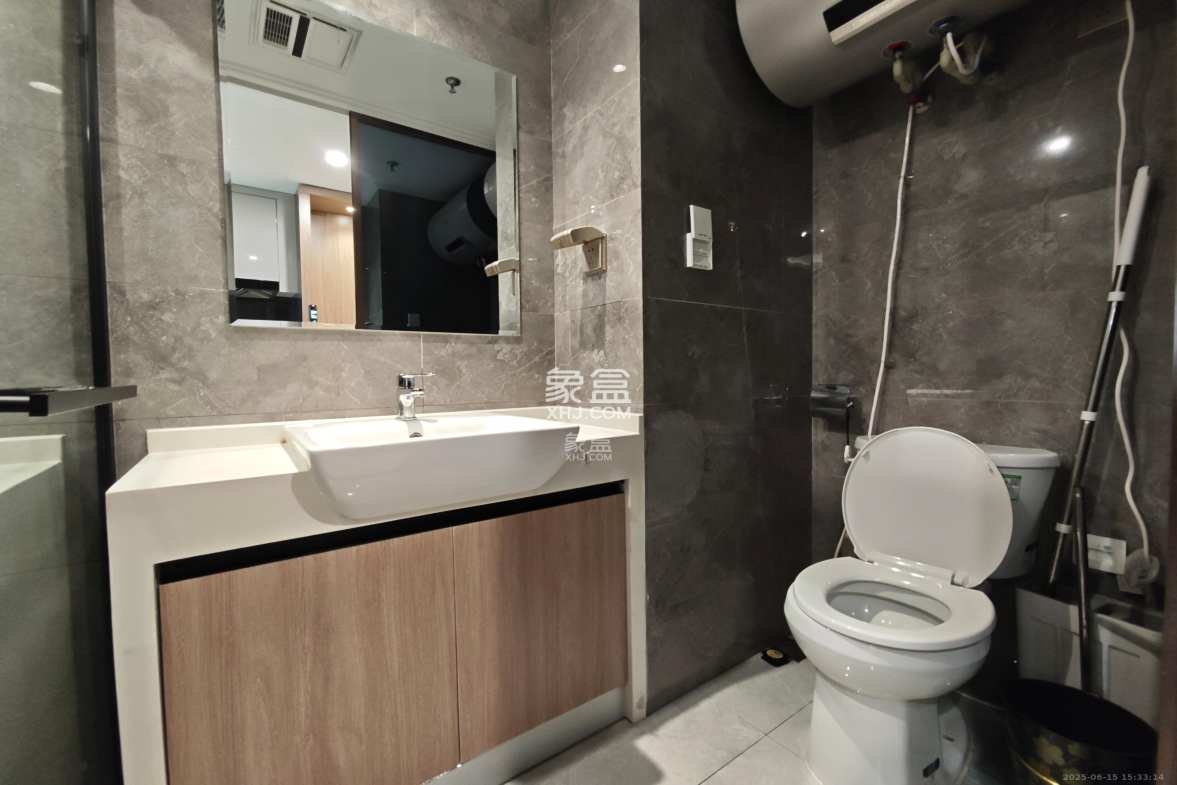 华远华时代 1室1厅1卫 2600.0元/月 华远华时代 1室1厅1卫 2600.0元/月室内图