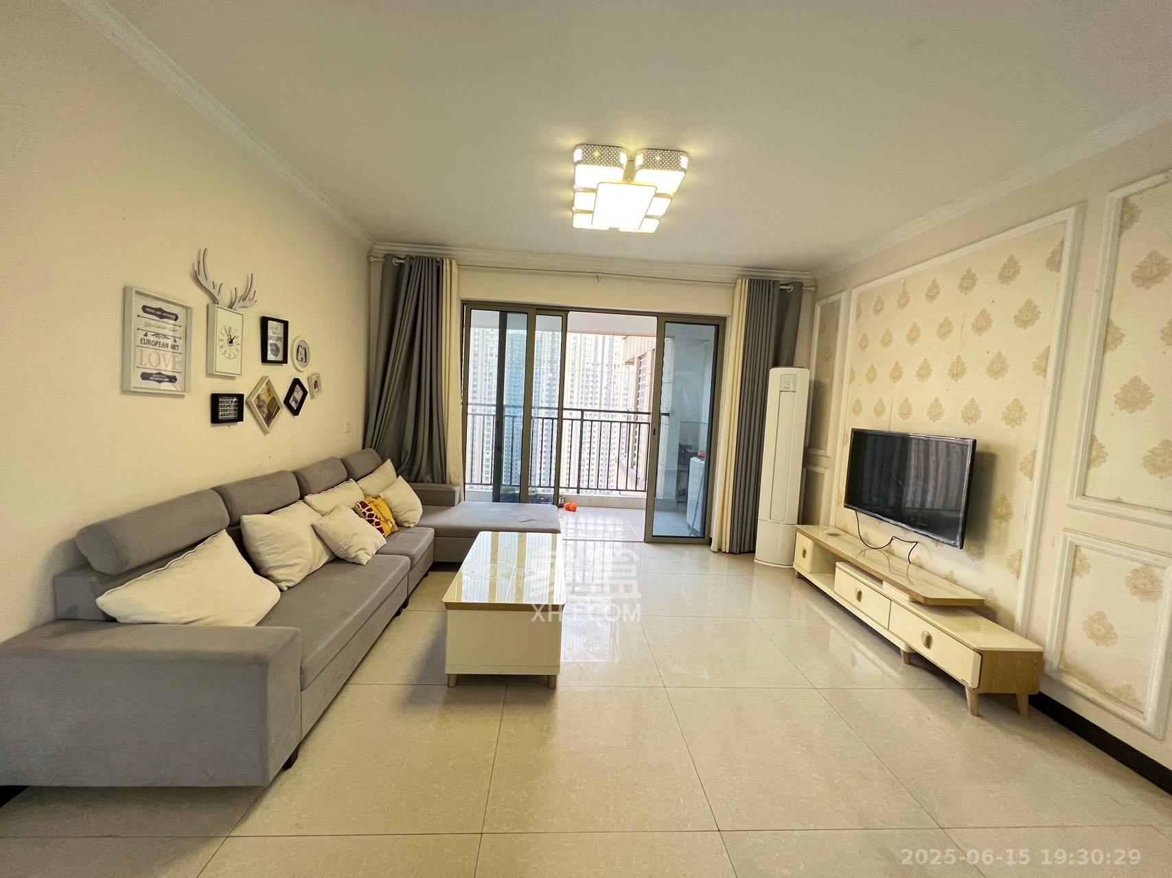 梅溪湖金茂悦(金悦雅苑) 4室2厅2卫 3800.0元/月 梅溪湖金茂悦(金悦雅苑) 4室2厅2卫 3800.0元/月室内图