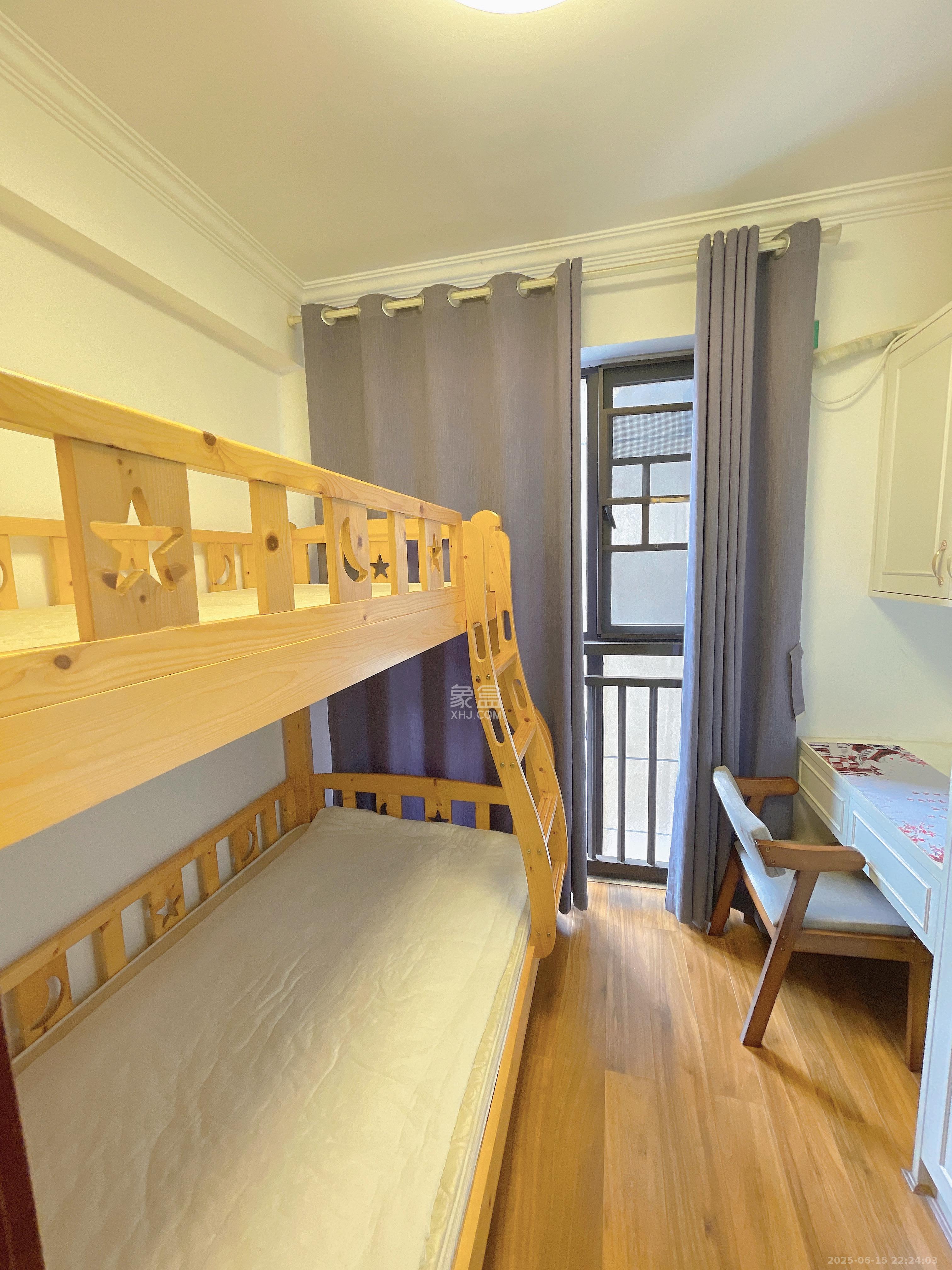 梅溪鑫苑名家 3室2厅1卫 2700.0元/月 梅溪鑫苑名家 3室2厅1卫 2700.0元/月室内图