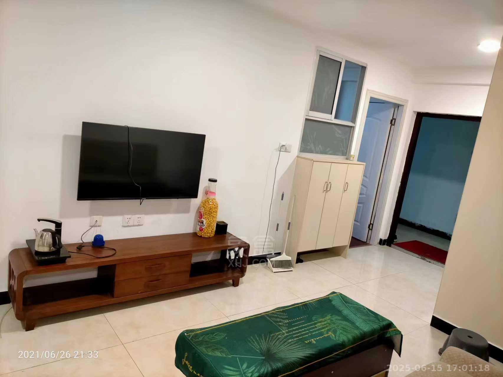 福鑫大厦 2室1厅1卫 1300.0元/月 福鑫大厦 2室1厅1卫 1300.0元/月室内图