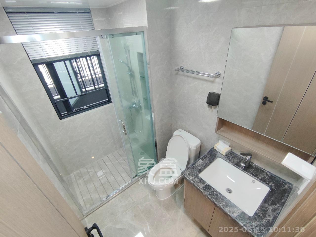 中海麓山境南区  3室2厅2卫   3200.00元/月室内图