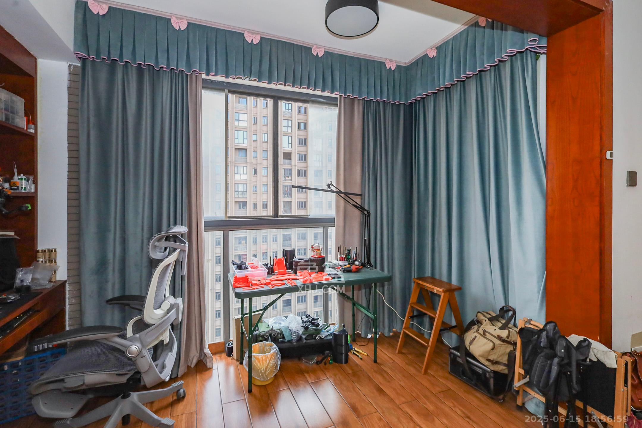 八方小区C区 3室2厅2卫 390.0万 八方小区C区 3室2厅2卫 390.0万其他