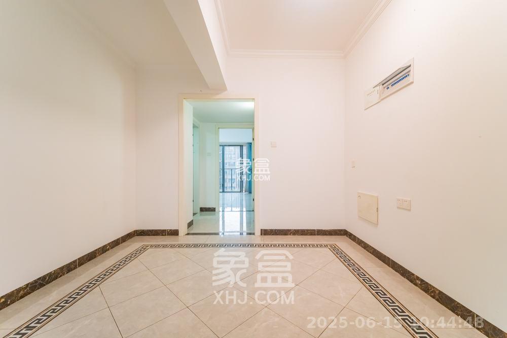 恒基凯旋门一二期 4室2厅3卫 3600.0元/月 恒基凯旋门一二期 4室2厅3卫 3600.0元/月室内图