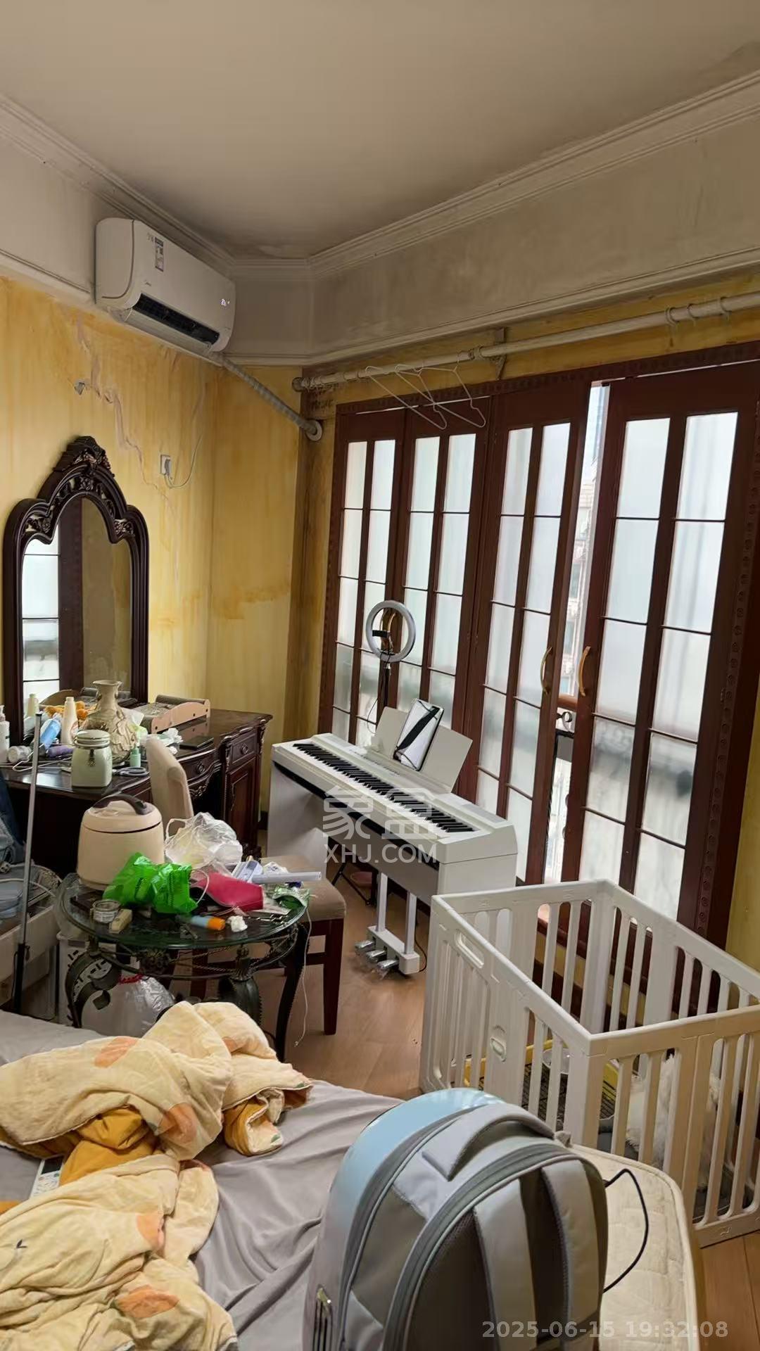 和府 1室1厅1卫 1000.0元/月 和府 1室1厅1卫 1000.0元/月室内图