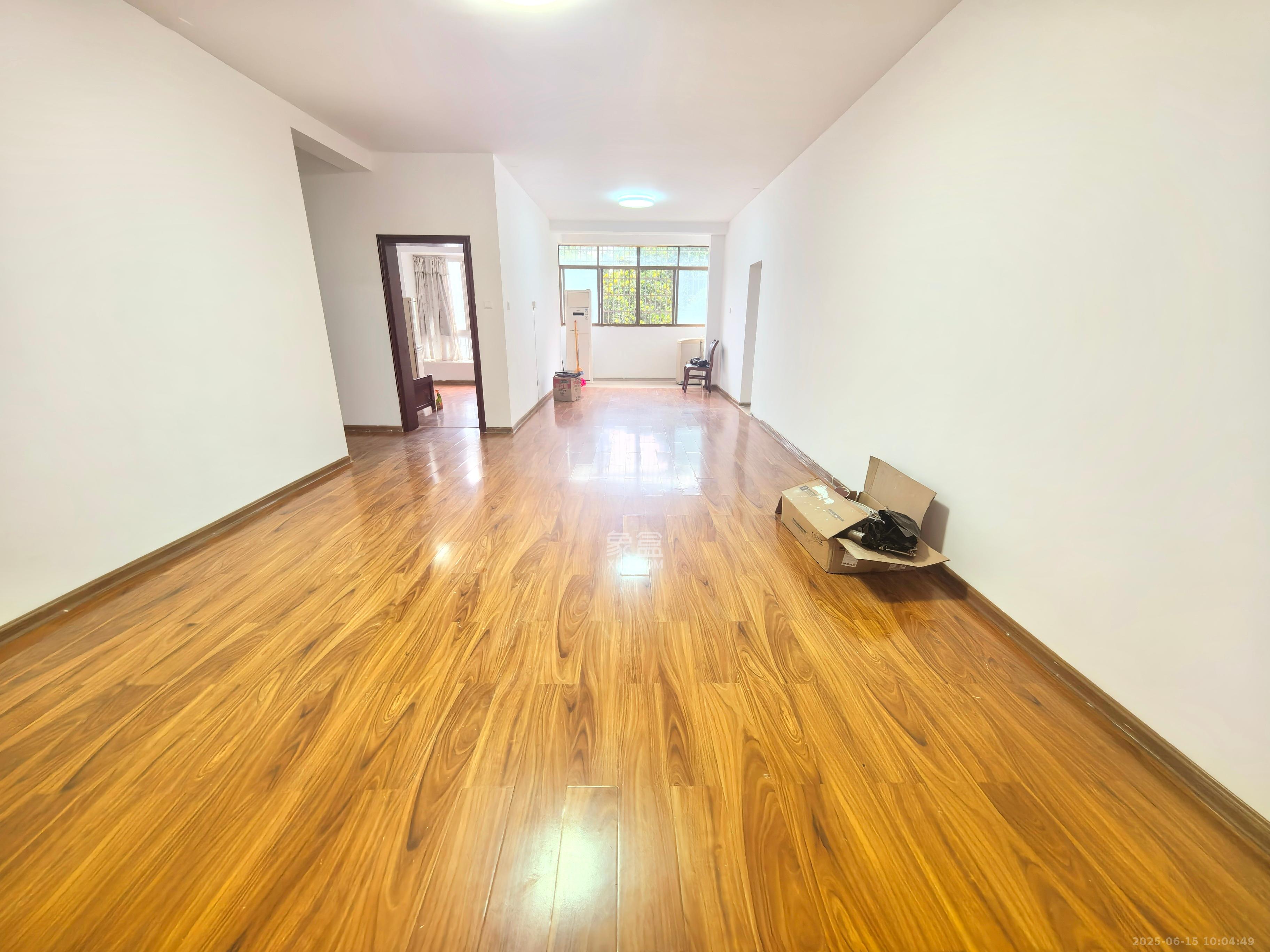 万鑫嘉园(万鑫阳光嘉园) 2室2厅1卫 1400.0元/月 万鑫嘉园(万鑫阳光嘉园) 2室2厅1卫 1400.0元/月室内图