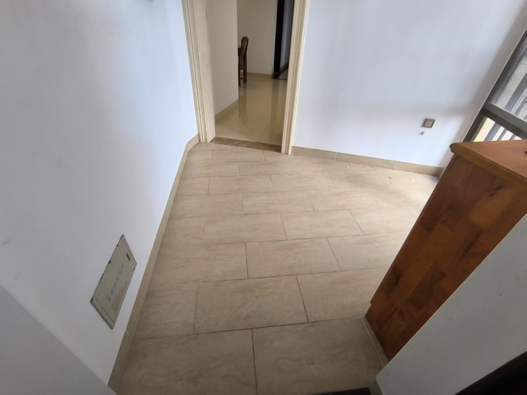 滨江绿都  3室2厅2卫    159.0万 滨江绿都  3室2厅2卫    159.0万室内图