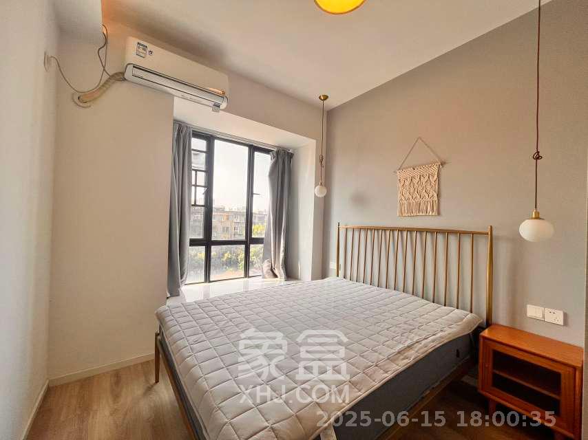 荣悦台  1室1厅1卫   2900.00元/月室内图