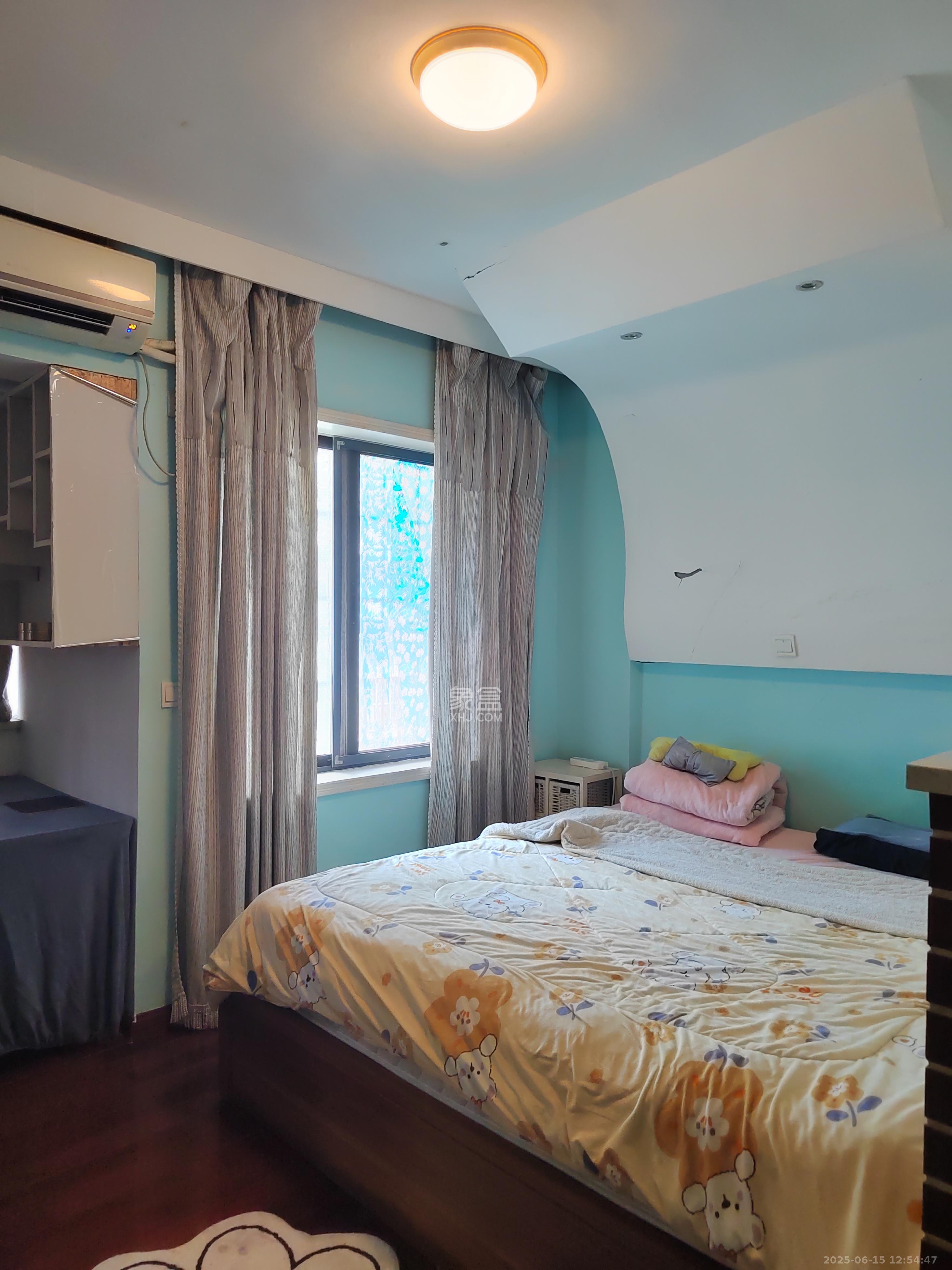 满庭芳小区 1室1厅1卫 1650.0元/月 满庭芳小区 1室1厅1卫 1650.0元/月室内图