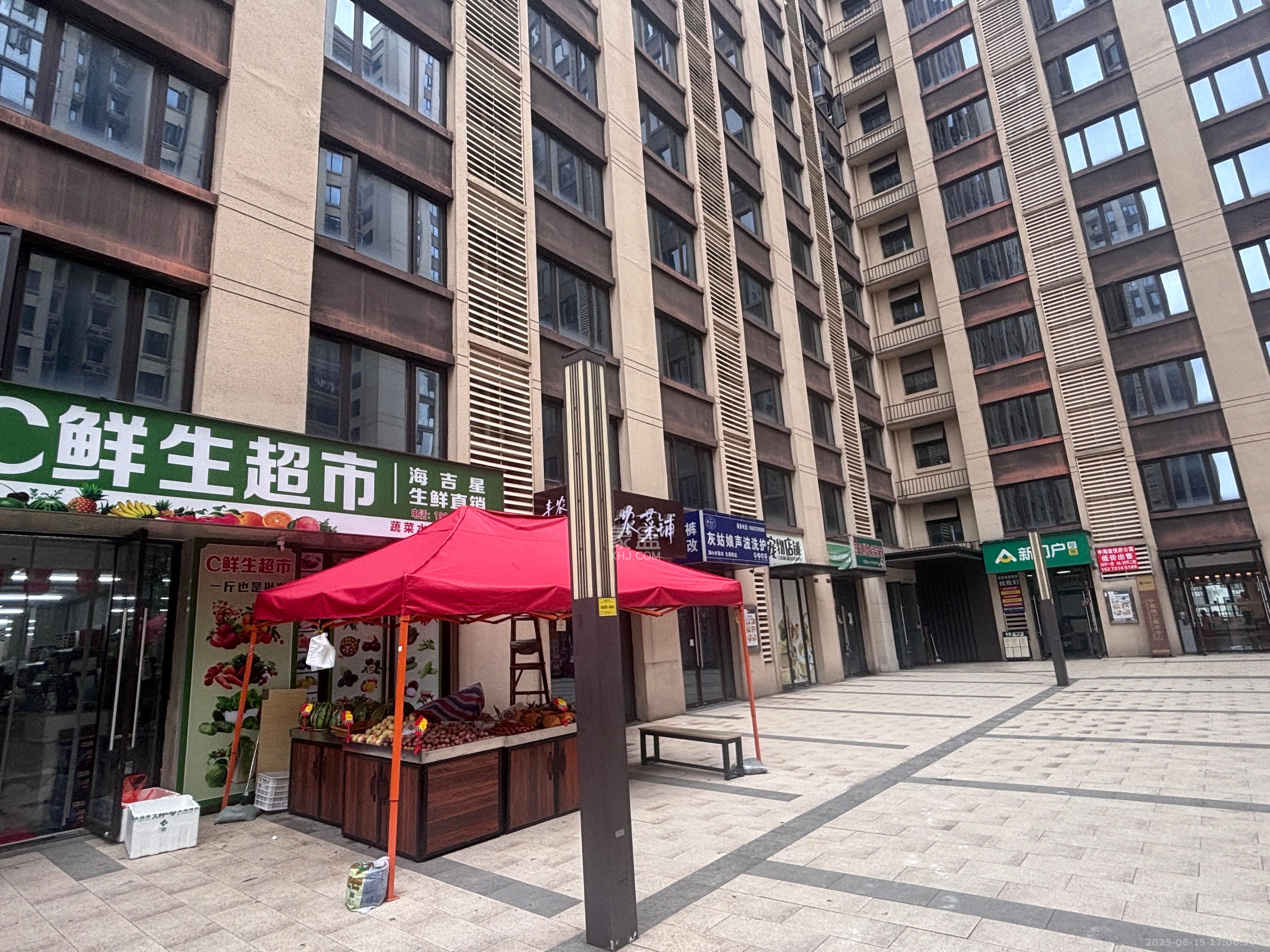 中海珑悦府   62.2㎡      4500.0元/月