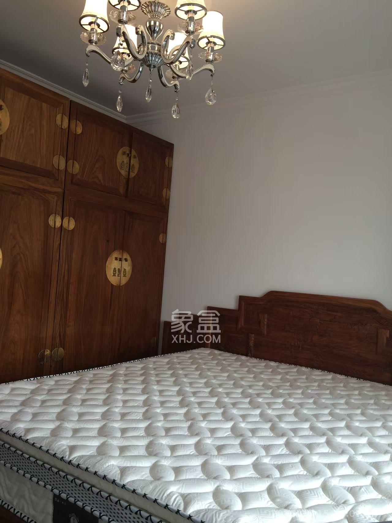 曙光领峰(曙光家园) 3室2厅1卫 2800.0元/月 曙光领峰(曙光家园) 3室2厅1卫 2800.0元/月室内图