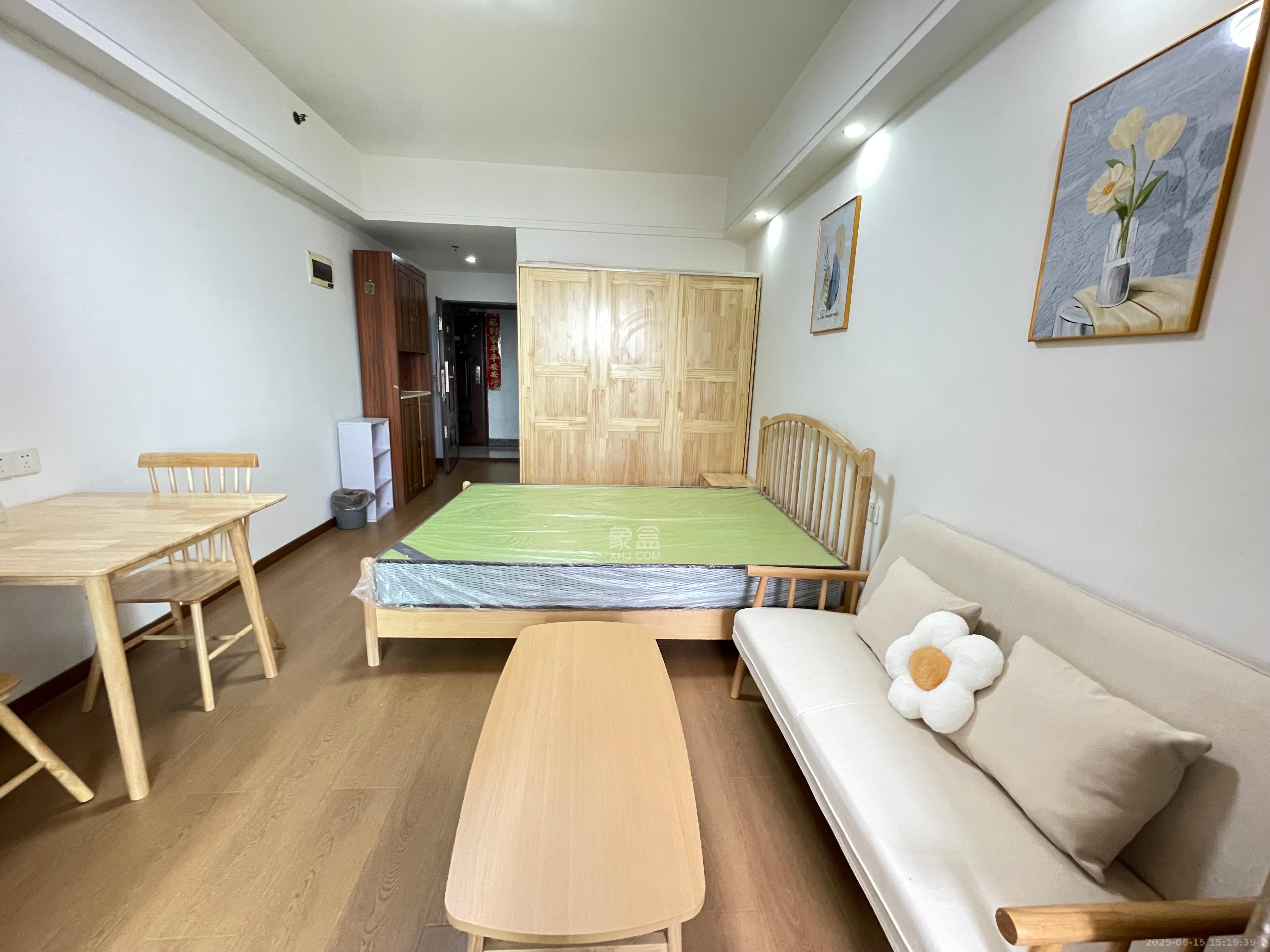 中建木莲工社  1室1厅1卫   1450.00元/月
