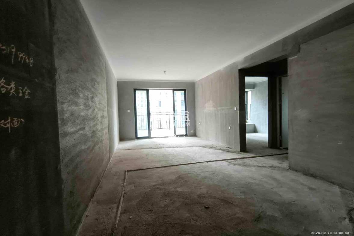 克拉美丽山庄(晟领国际) 4室2厅2卫 1500.0元/月 克拉美丽山庄(晟领国际) 4室2厅2卫 1500.0元/月室内图