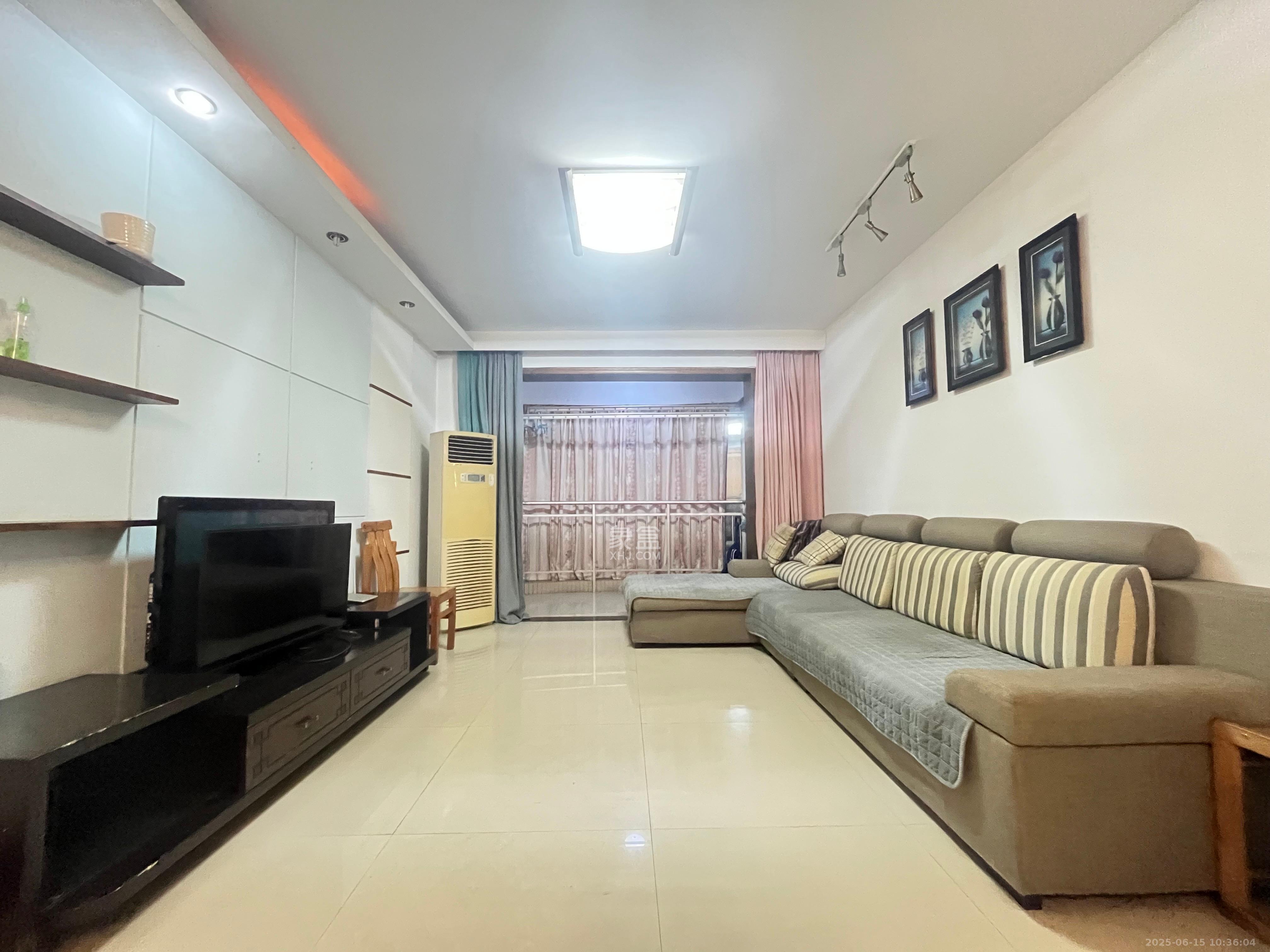 芙蓉公馆  2室1厅1卫    2600.0元/月 芙蓉公馆  2室1厅1卫    2600.0元/月室内图