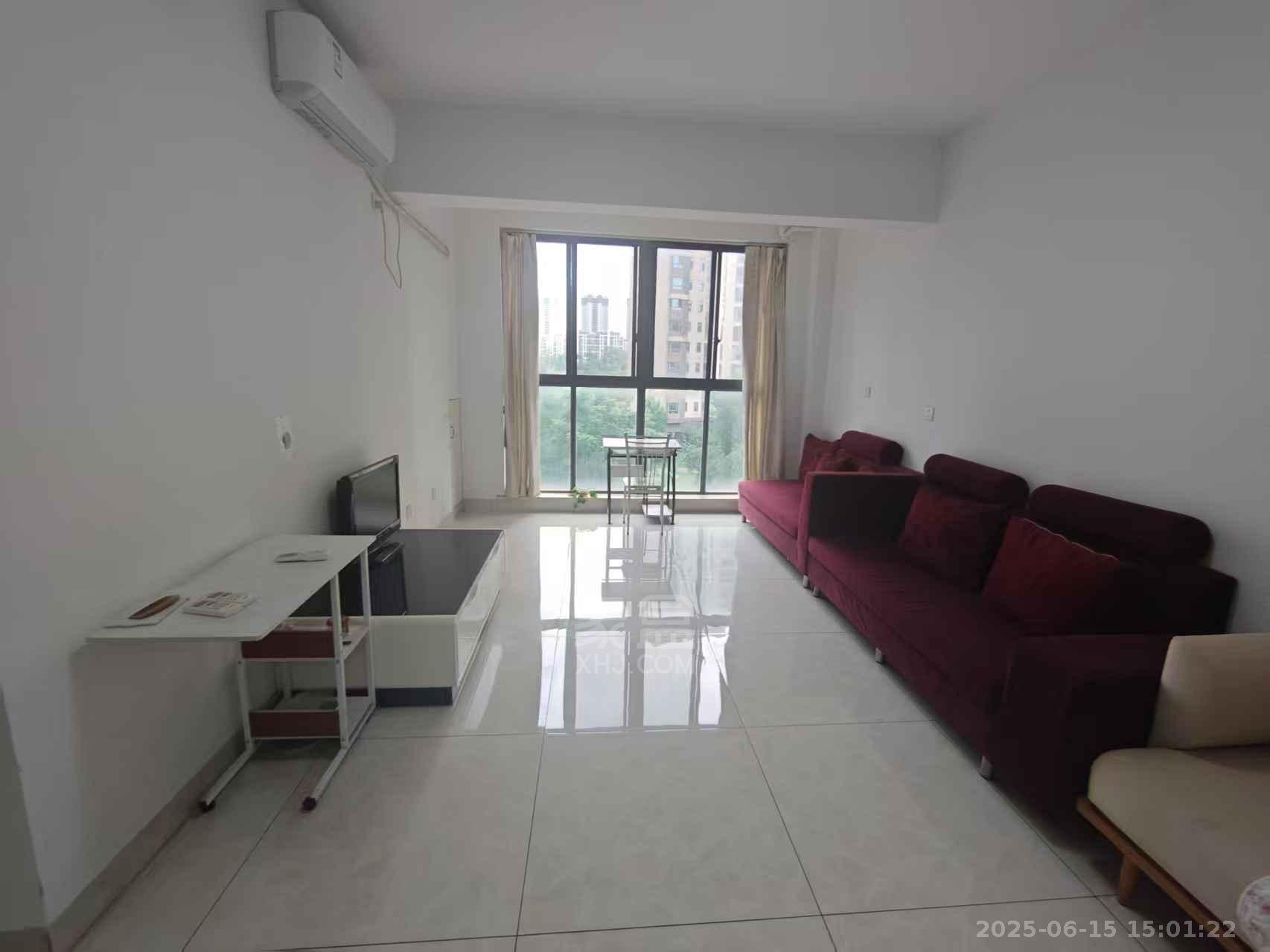 武广国际学苑  3室2厅1卫    2000.0元/月 武广国际学苑  3室2厅1卫    2000.0元/月室内图