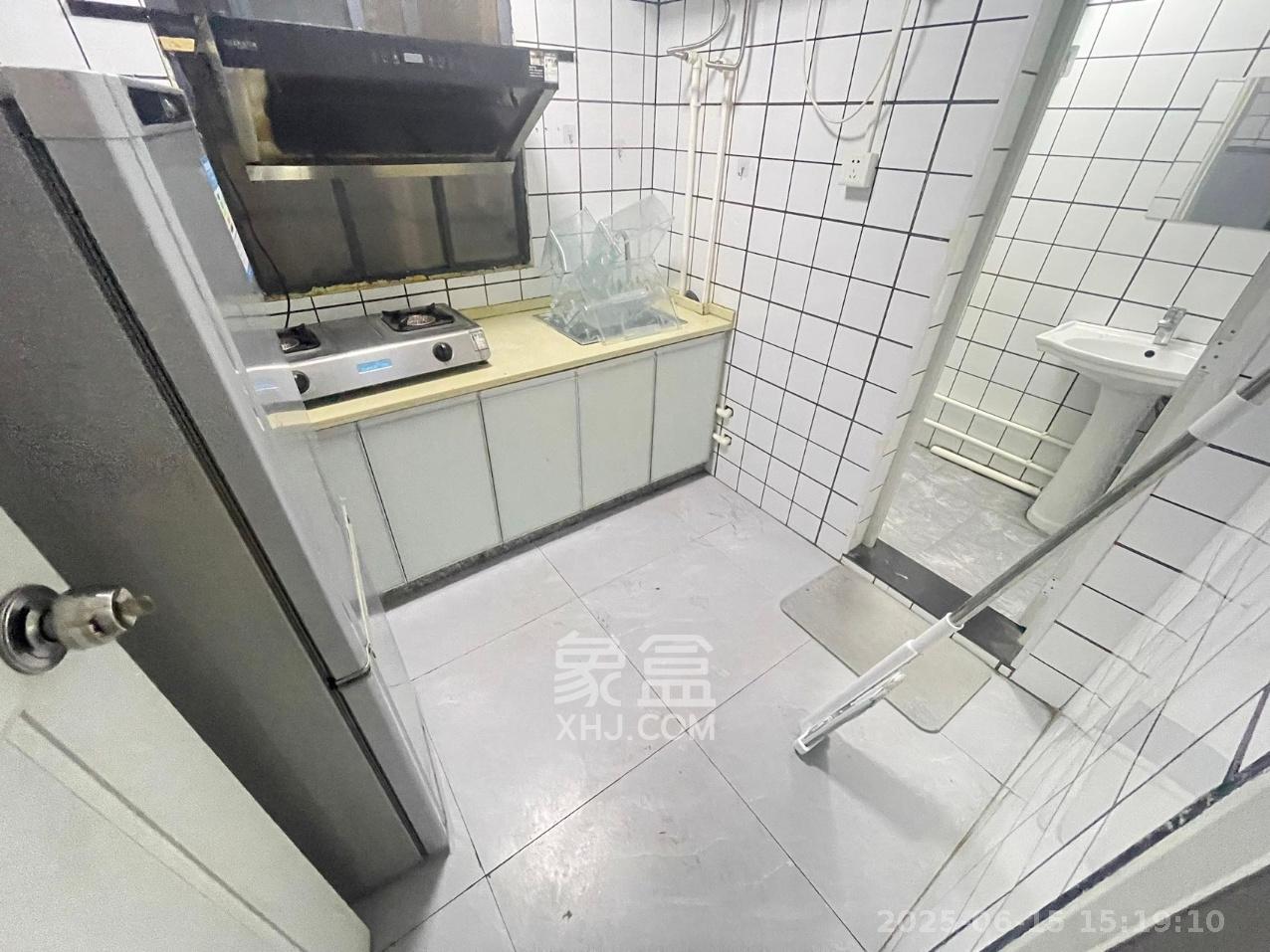 西园北里小区  2室2厅1卫   2000.00元/月室内图
