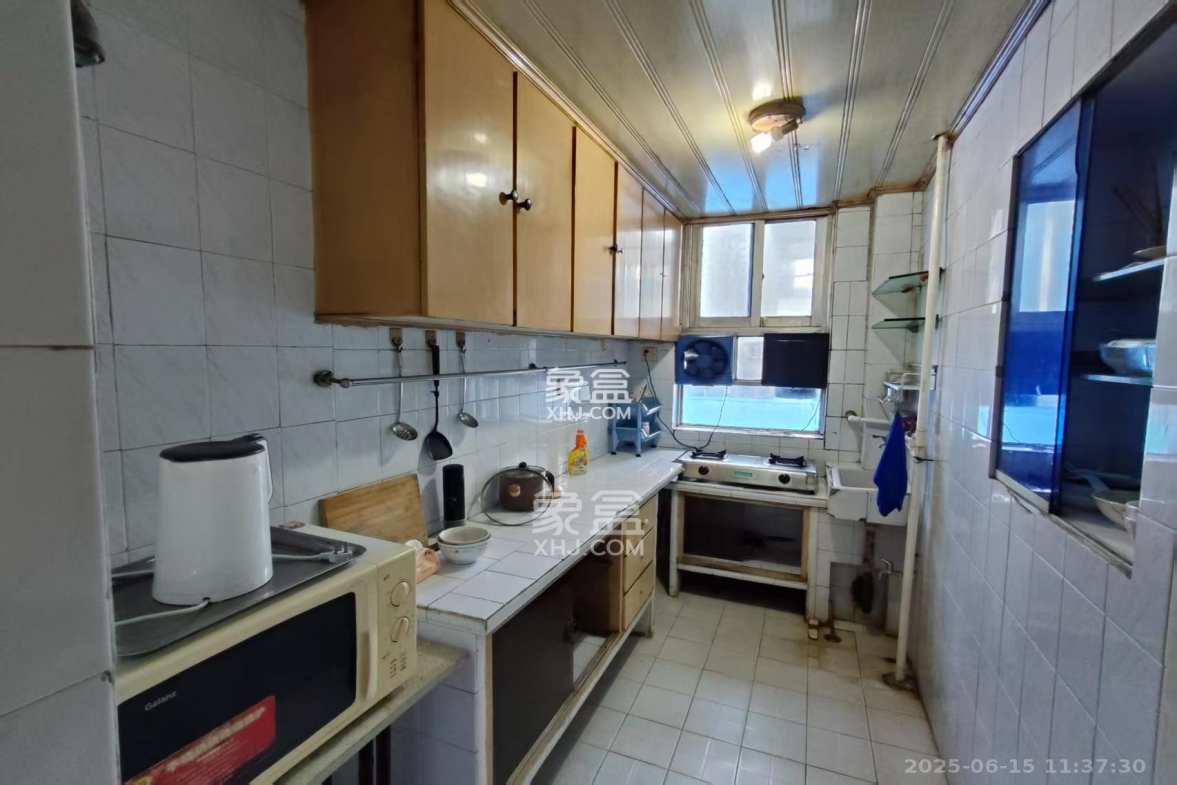 景园小区 3室1厅1卫 1600.0元/月 景园小区 3室1厅1卫 1600.0元/月室内图