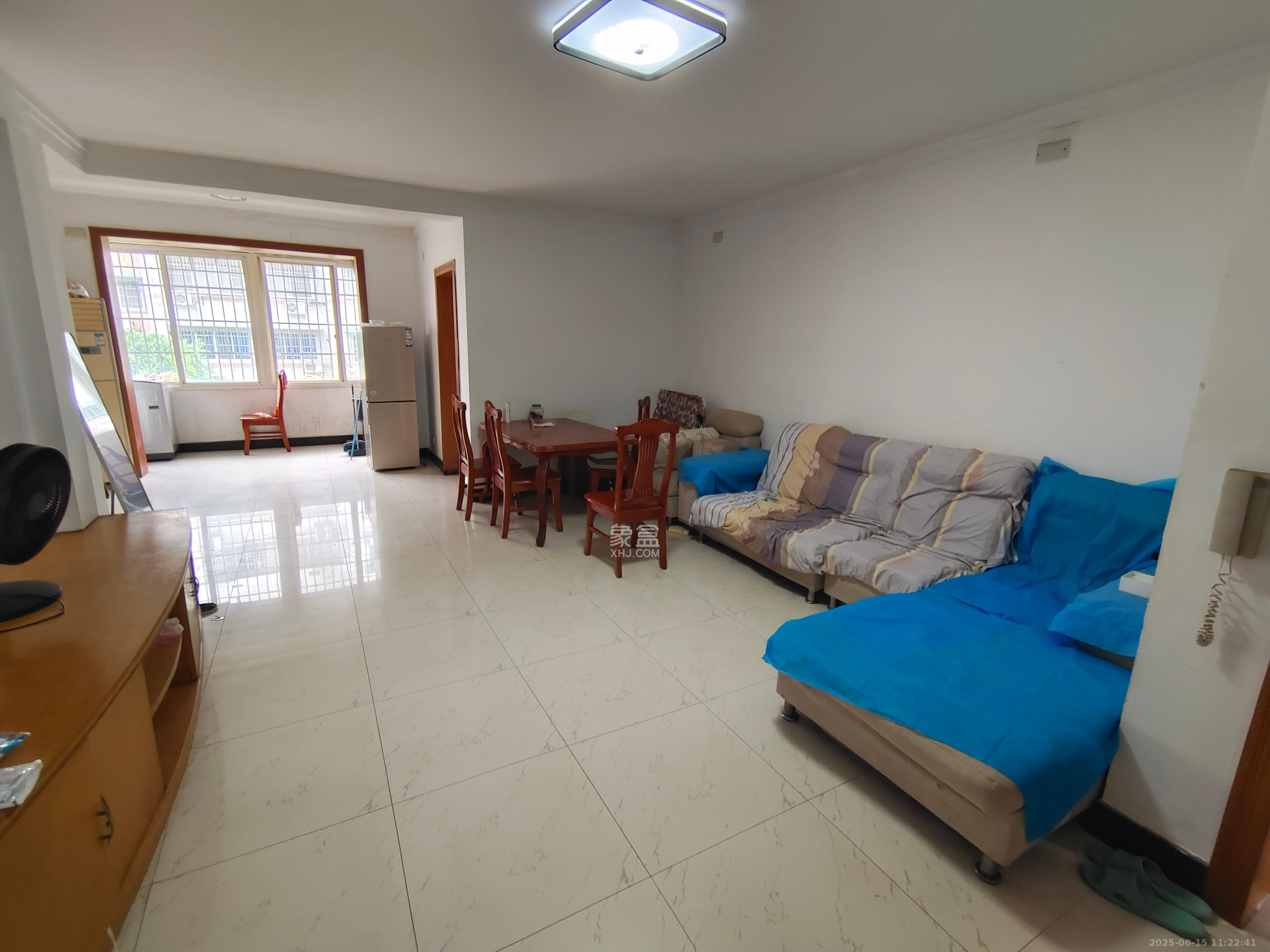 德政园 3室2厅2卫 2000.0元/月 德政园 3室2厅2卫 2000.0元/月室内图