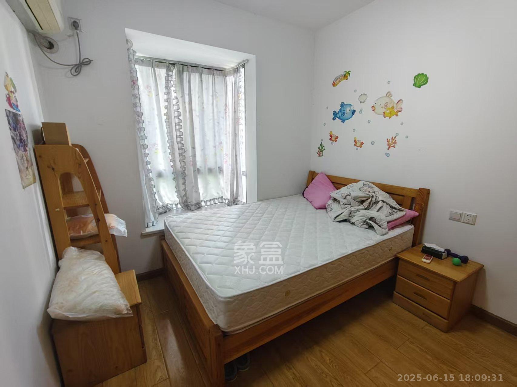 富兴嘉城(富兴汇中央) 4室2厅2卫 2600.0元/月 富兴嘉城(富兴汇中央) 4室2厅2卫 2600.0元/月室内图