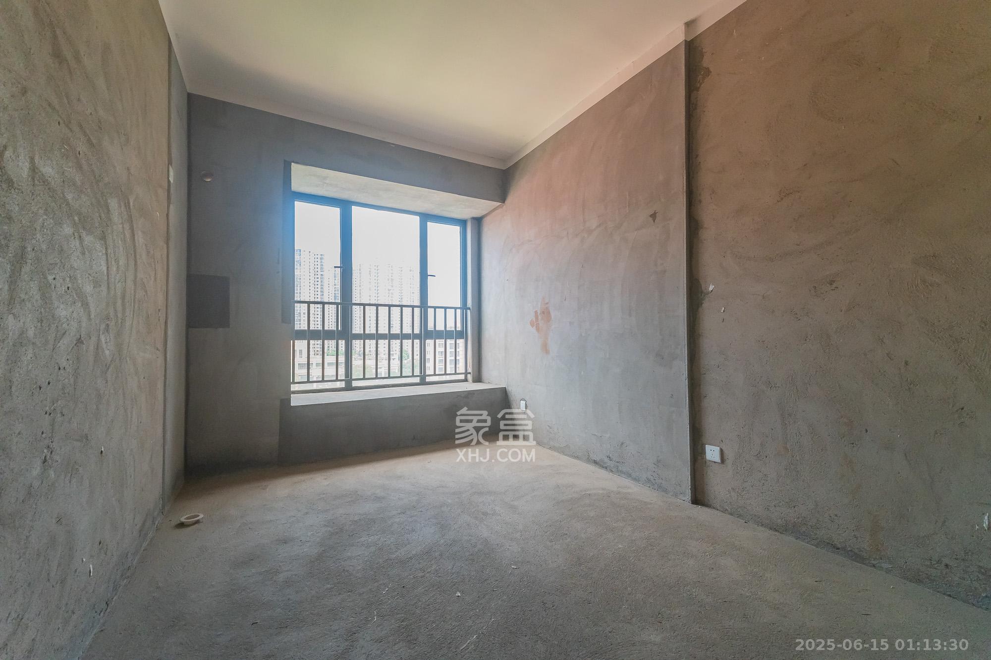 深业睿城  5室2厅2卫    210.0万 深业睿城  5室2厅2卫    210.0万其他