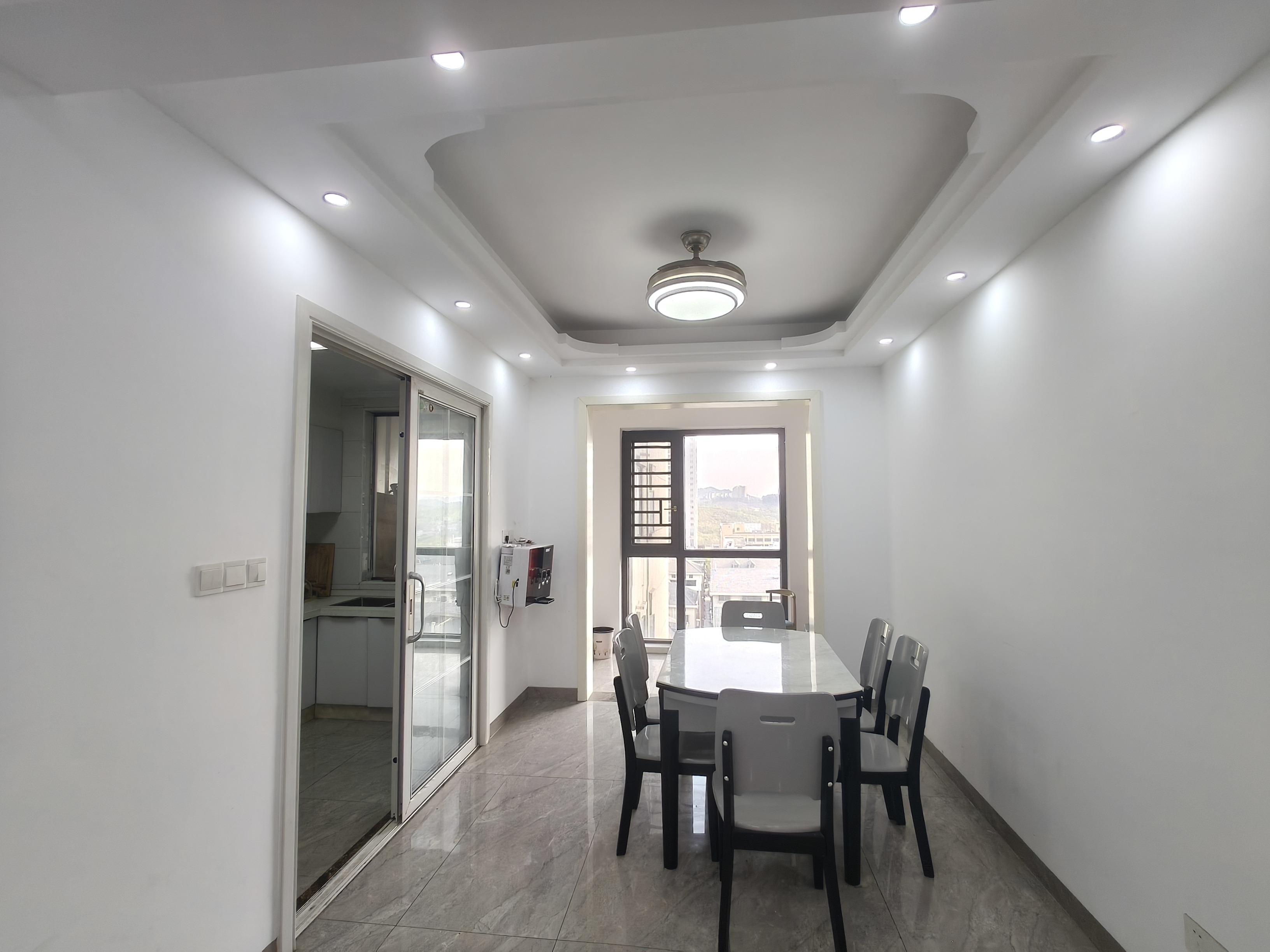 南苑上和二期 4室2厅2卫 2200.0元/月 南苑上和二期 4室2厅2卫 2200.0元/月室内图