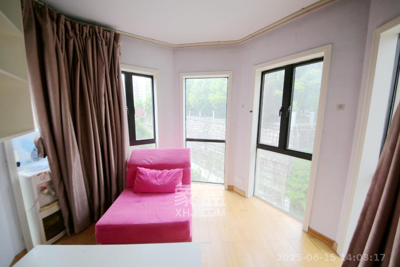 三江花中城 3室2厅2卫 2800.0元/月 三江花中城 3室2厅2卫 2800.0元/月室内图