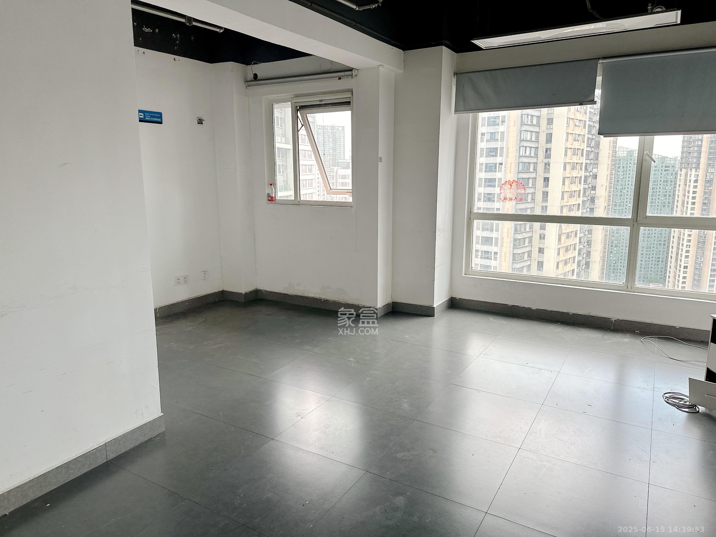 北辰三角洲B1E1区 10室2厅1卫 15800.0元/月 北辰三角洲B1E1区 10室2厅1卫 15800.0元/月室内图