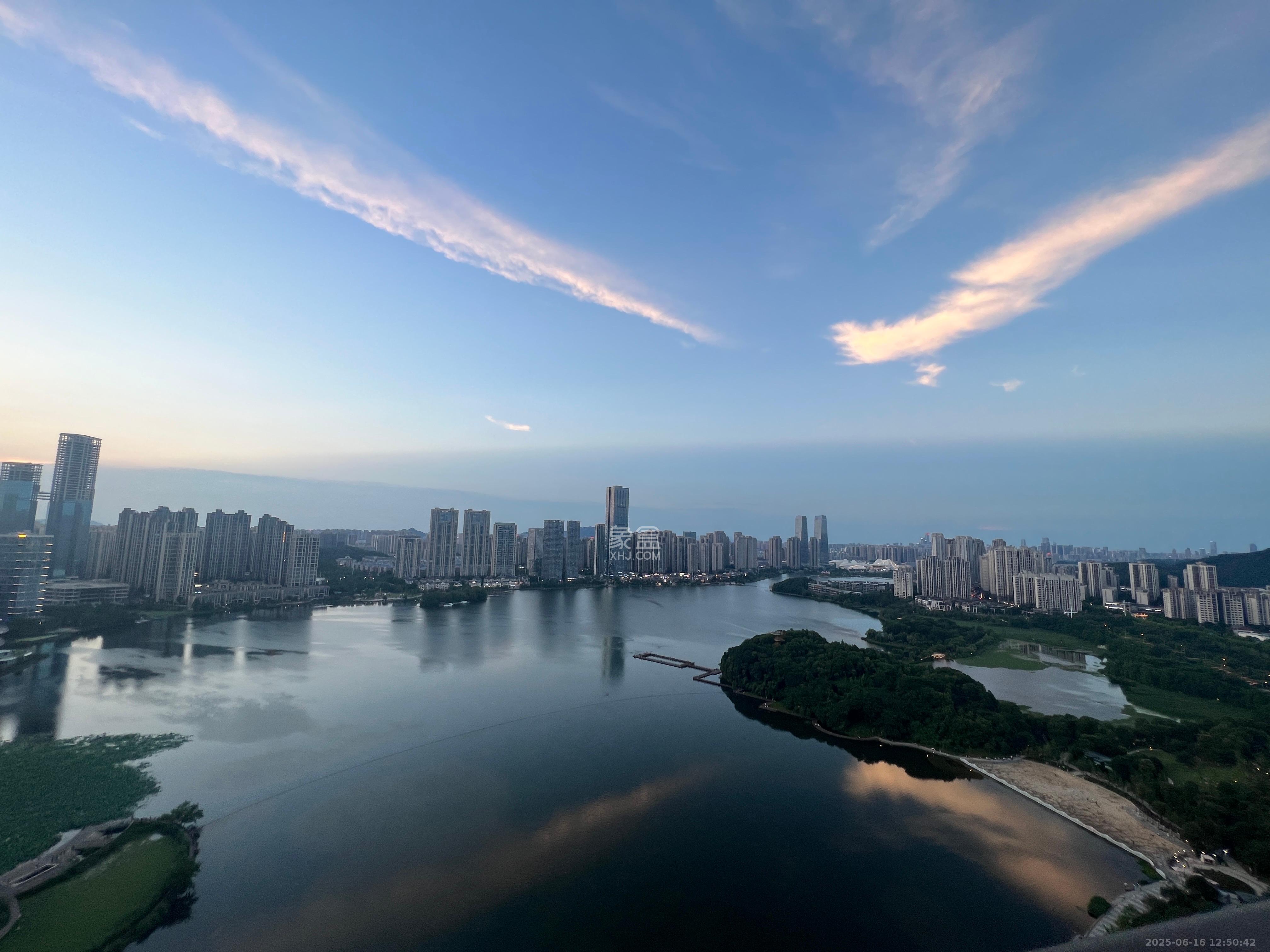 中建宝铂公馆  1室1厅1卫   68.00万