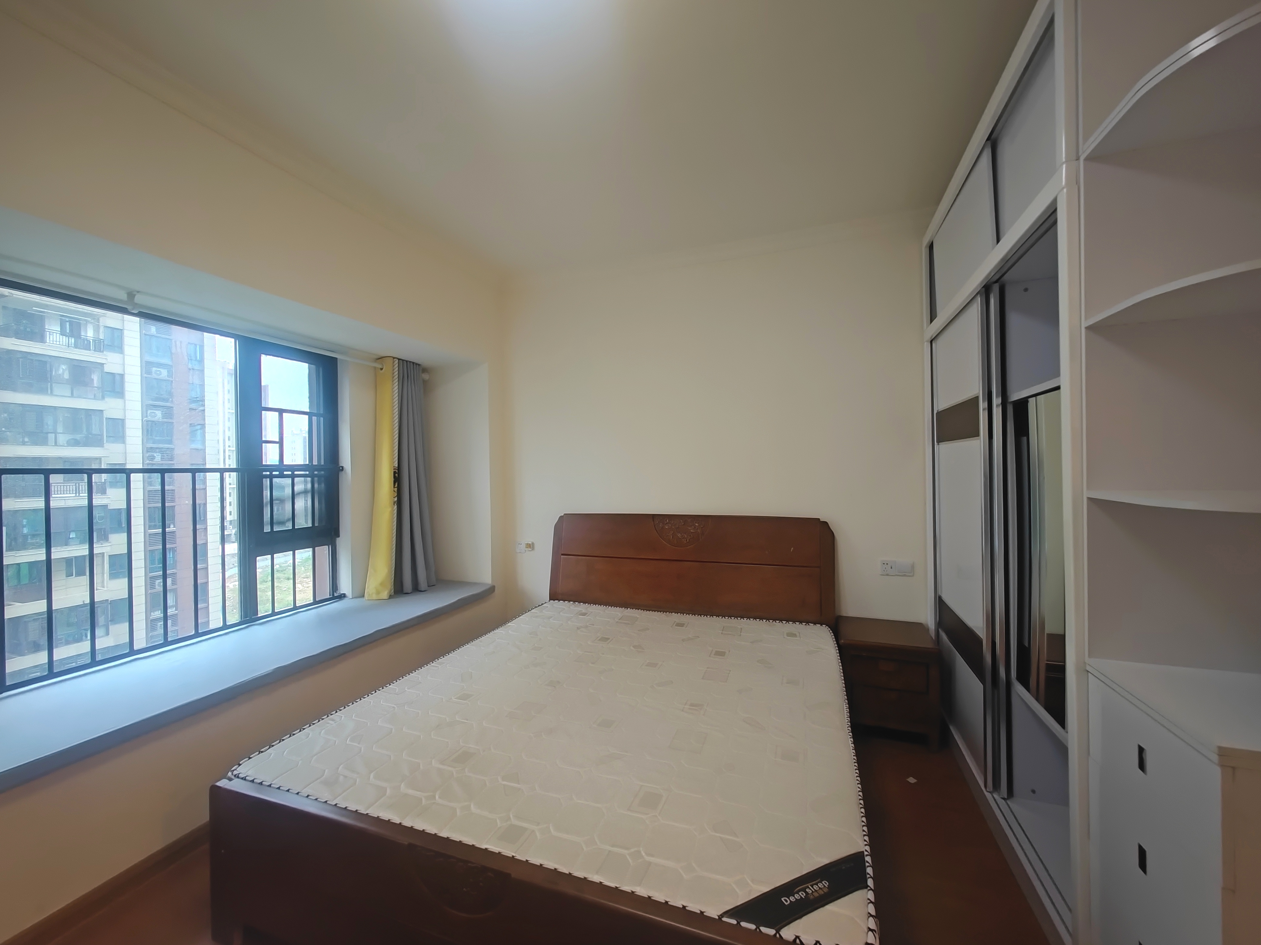 碧桂园豪园 1室0厅0卫 1800.0元/月 碧桂园豪园 1室0厅0卫 1800.0元/月室内图