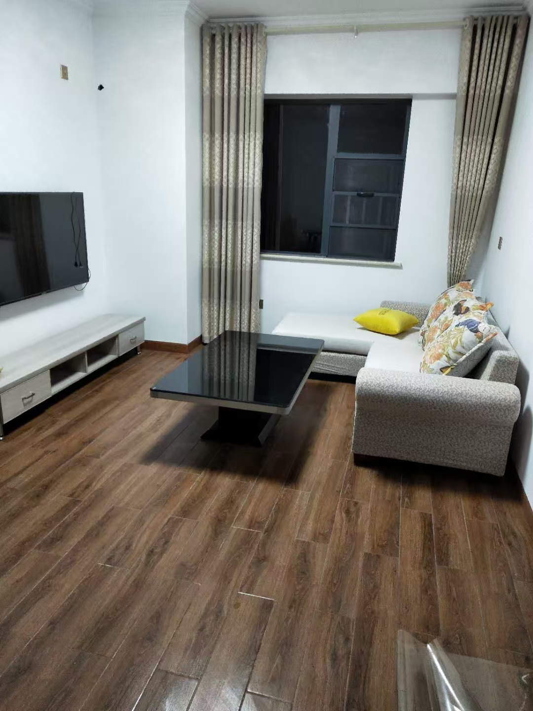 百弘学府城 2室1厅1卫 1500.0元/月 百弘学府城 2室1厅1卫 1500.0元/月室内图