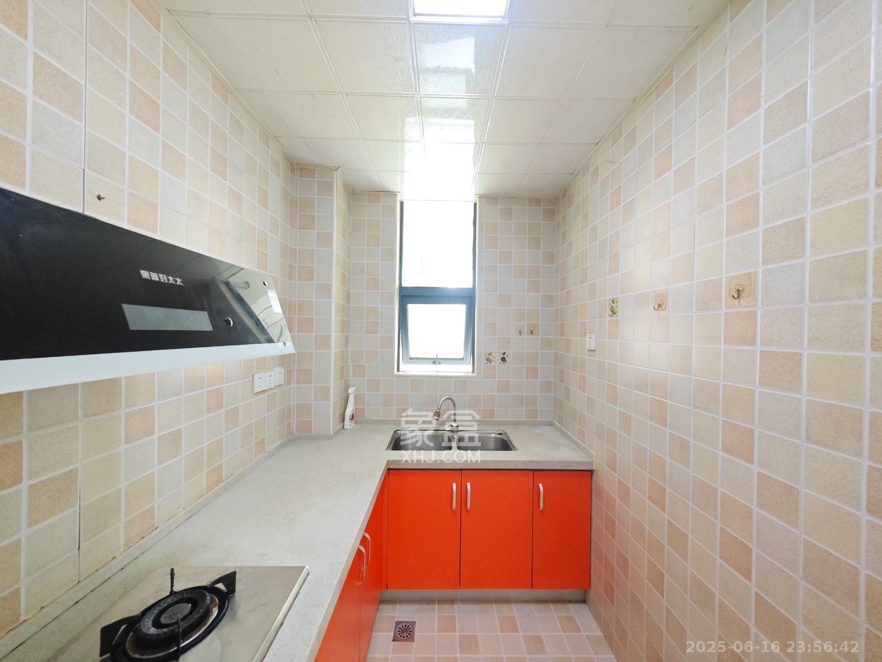 世纪桃花苑  2室2厅2卫    48.0万 世纪桃花苑  2室2厅2卫    48.0万其他