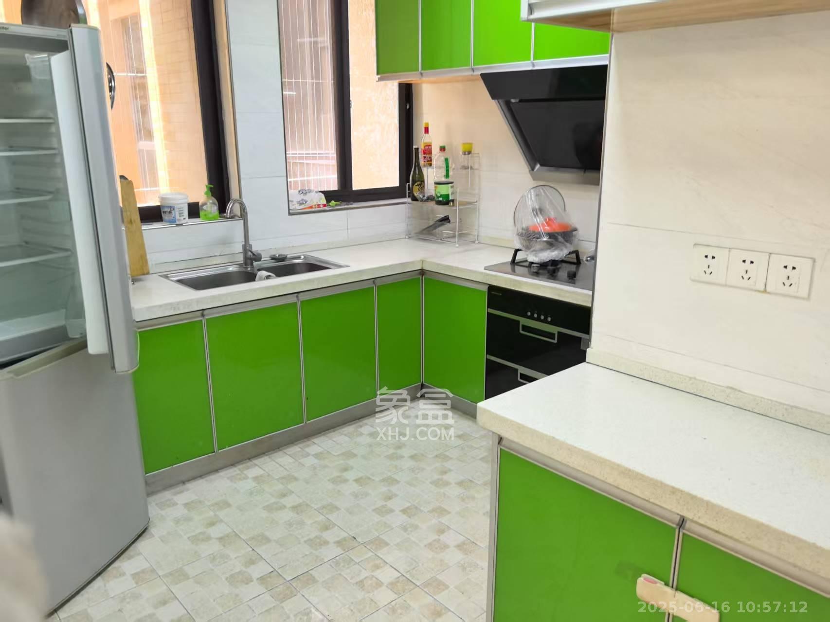 奥林匹克花园贡院三期 1室0厅0卫 2100.0元/月 奥林匹克花园贡院三期 1室0厅0卫 2100.0元/月室内图