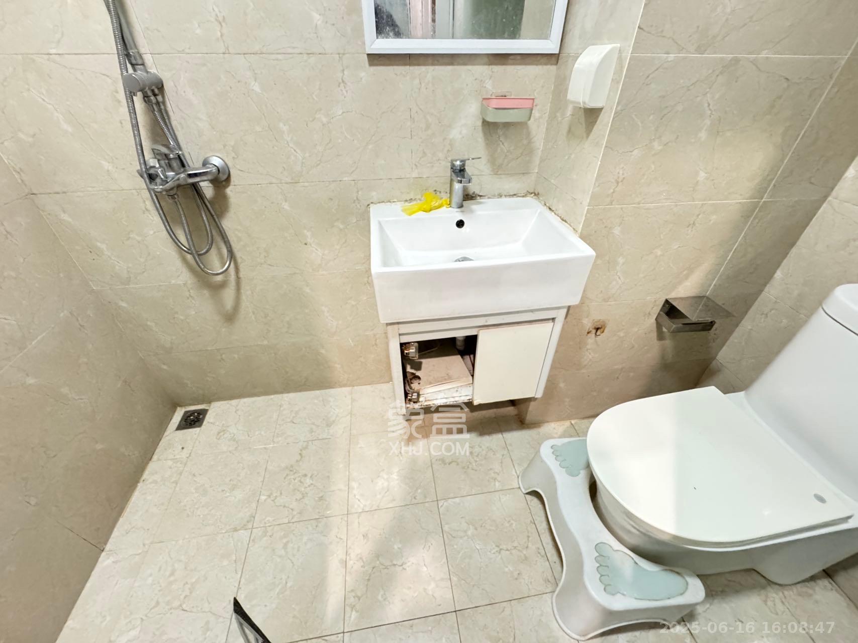 中建信和城 1室1厅1卫 1600.0元/月 中建信和城 1室1厅1卫 1600.0元/月室内图